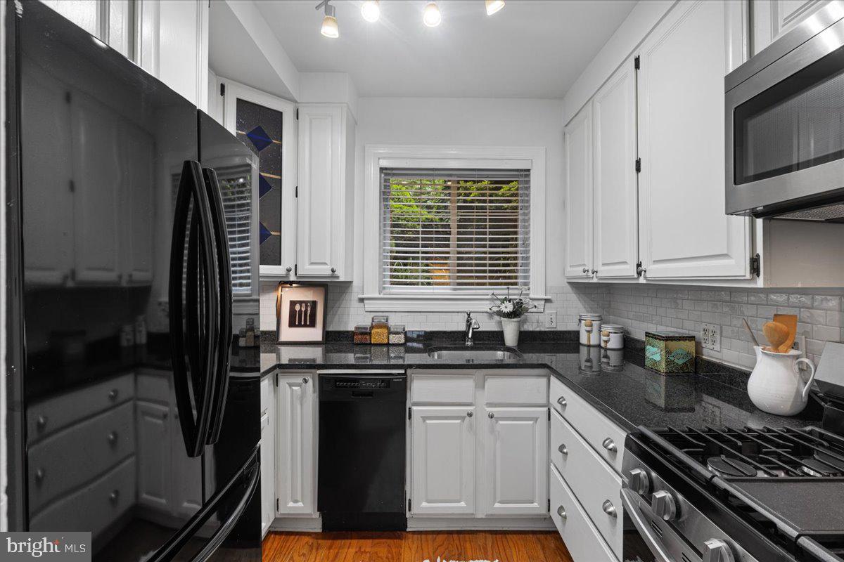 PARK  FAIRFAX - Residential