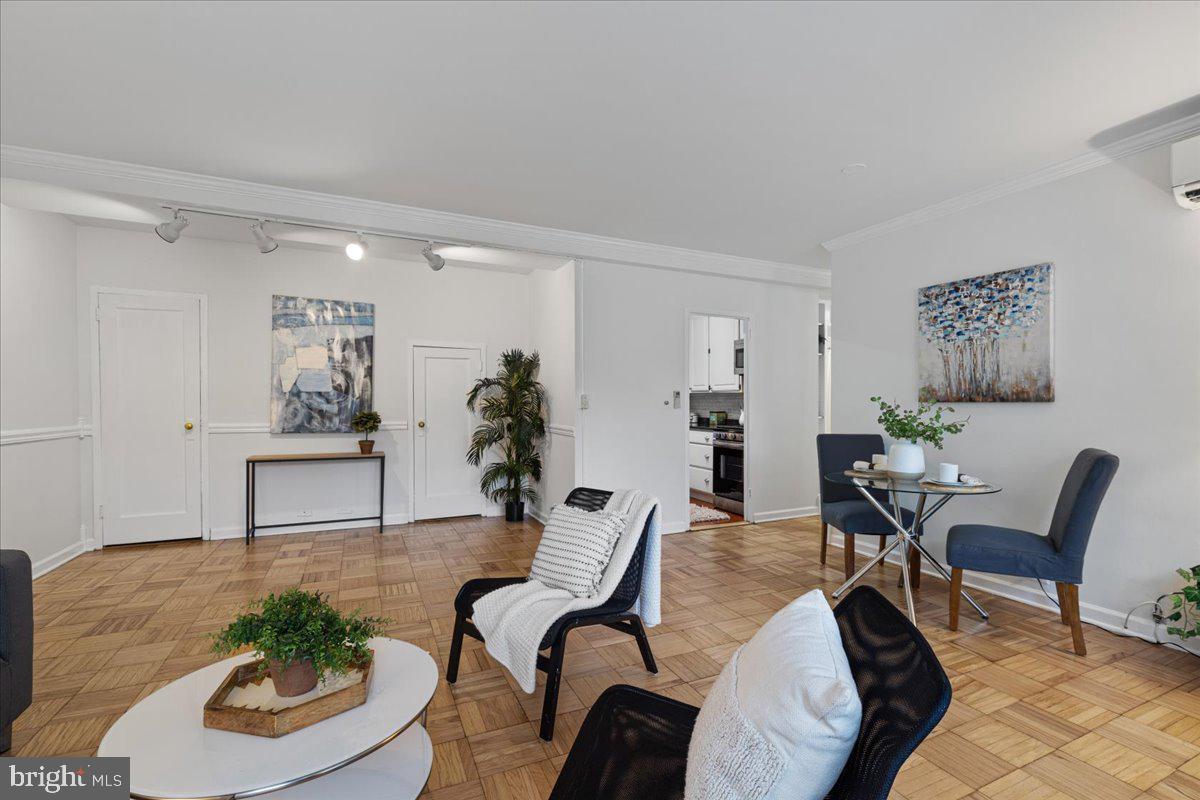 PARK  FAIRFAX - Residential