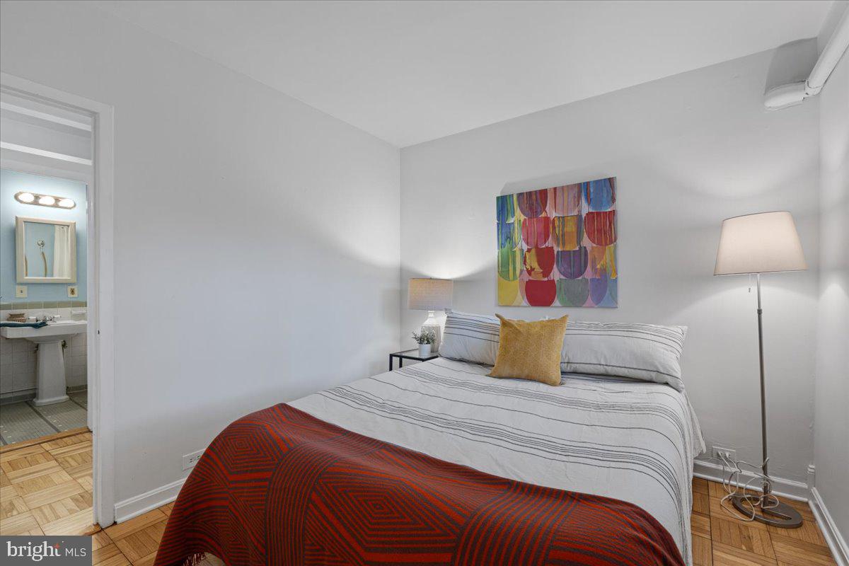 PARK  FAIRFAX - Residential