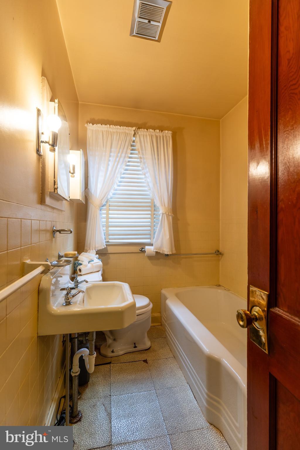 WAYNESBORO BOROUGH - Residential