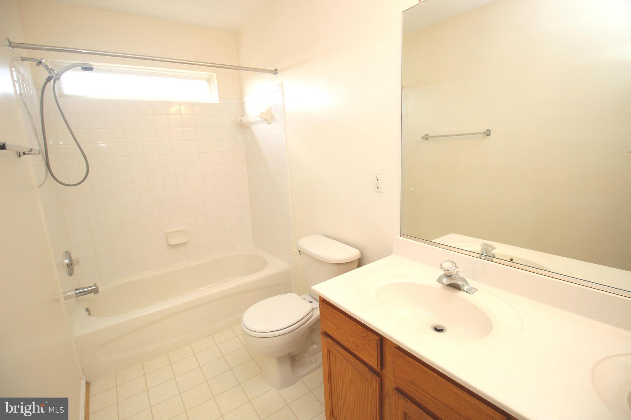 SYCAMORE HILL - Residential Lease