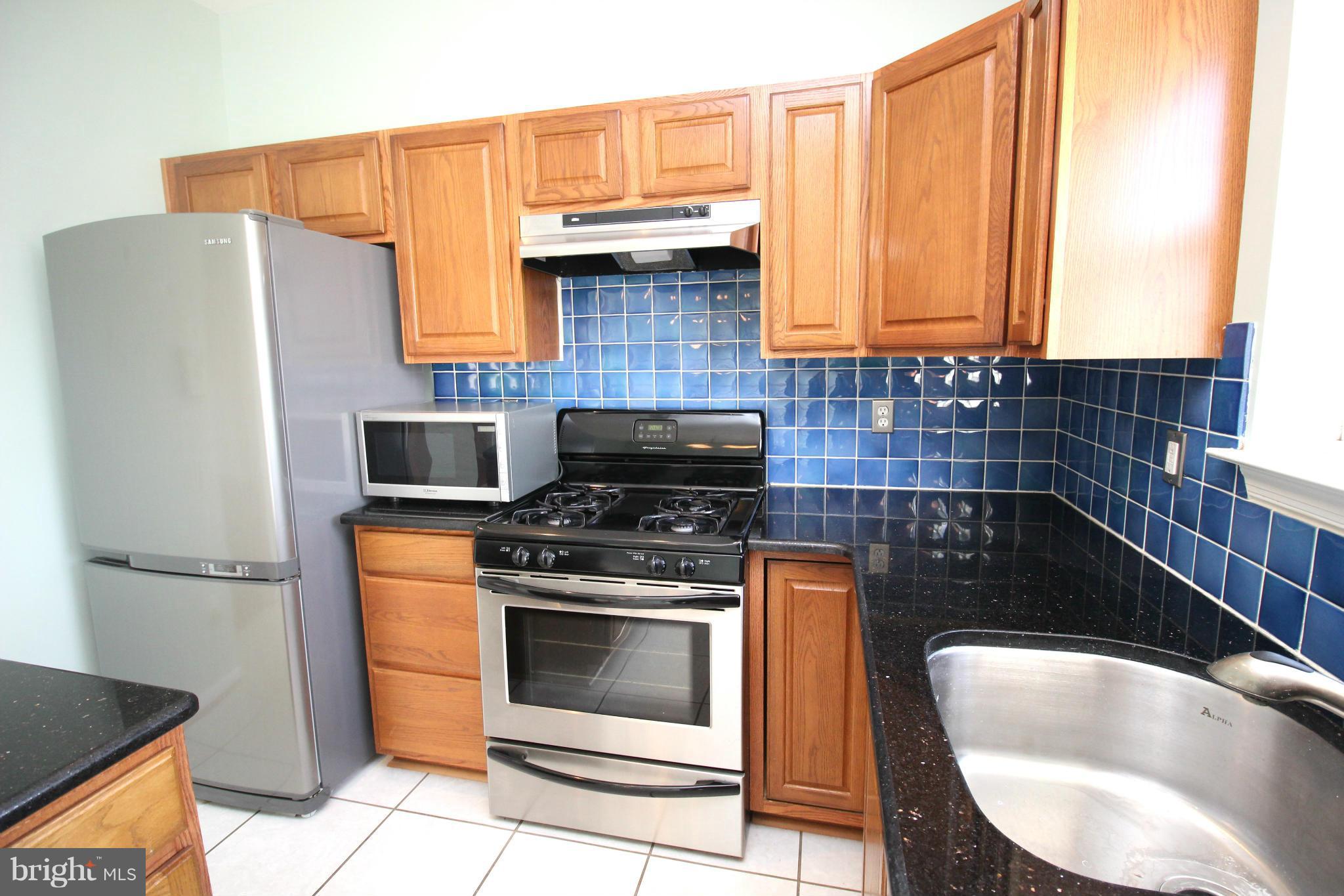 SYCAMORE HILL - Residential Lease