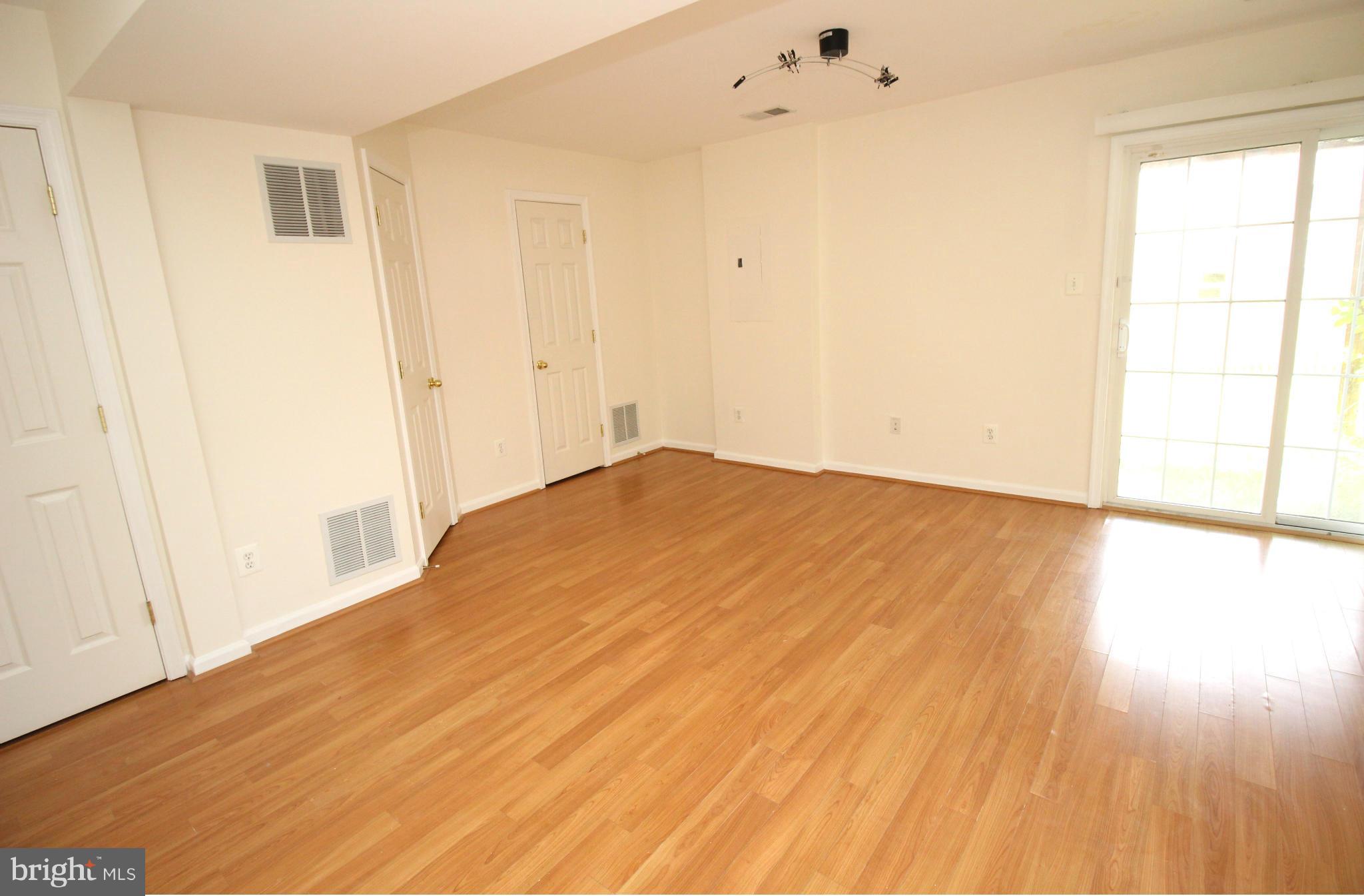 SYCAMORE HILL - Residential Lease