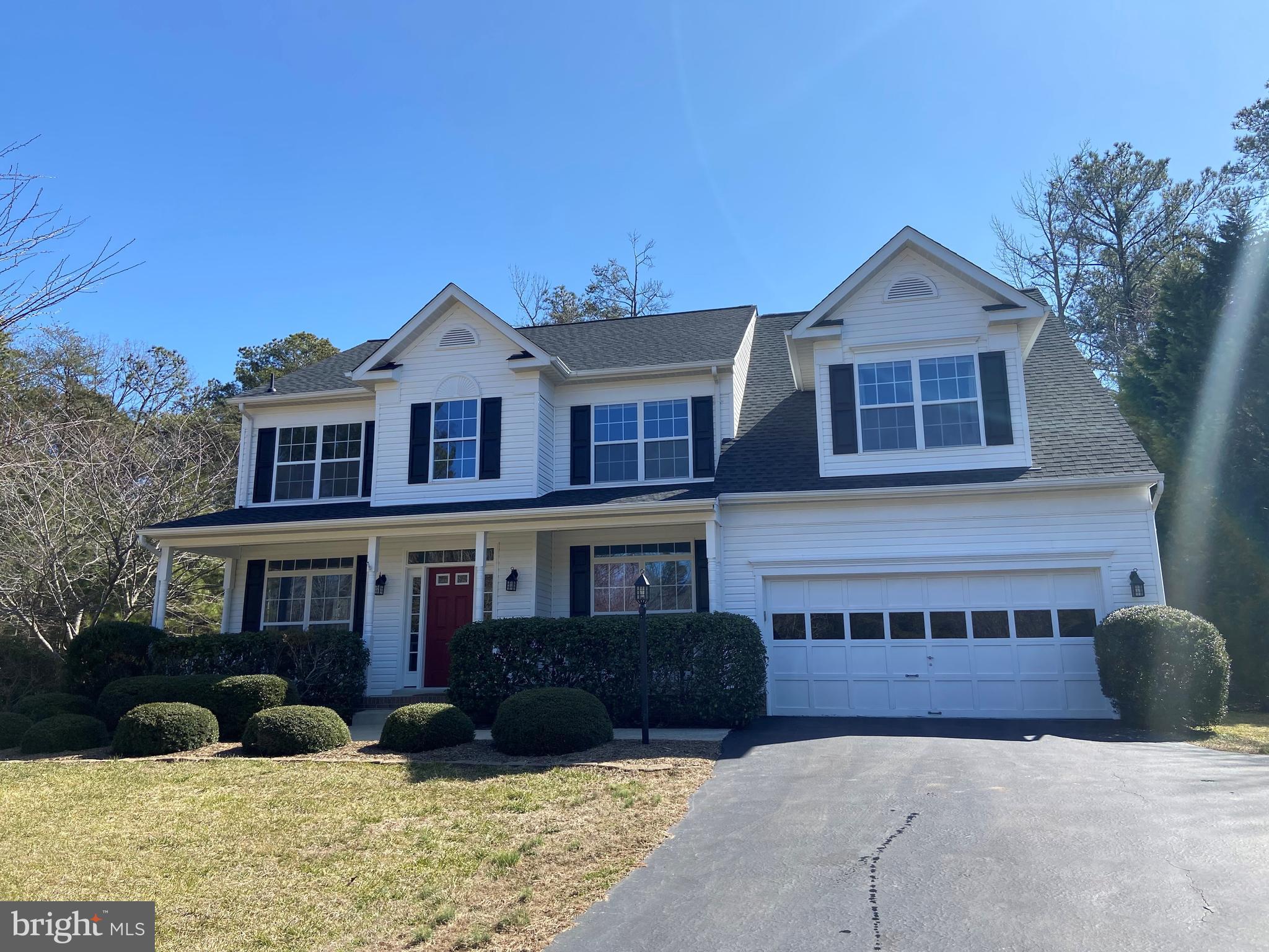 Well maintained colonial in sought after Chestnut Hills. Large private 4.65 acre lot. Main level has separate dining room, large living room and family room has an open two story ceiling with fireplace. Kitchen is open to the family room with breakfast nook. Main floor office as well. Basement is finished with rec room, storage area and a full bath. Upstairs has 4 roomy bedrooms. Master suite has 2 walk in closets, sitting area, soaking tub, double sinks and water closet. Front porch and deck to enjoy the private wooded lot.