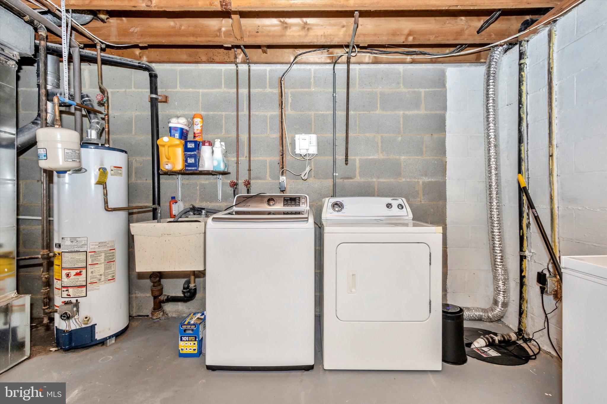 HUNTSMOOR VILLAGE NORTH - Residential