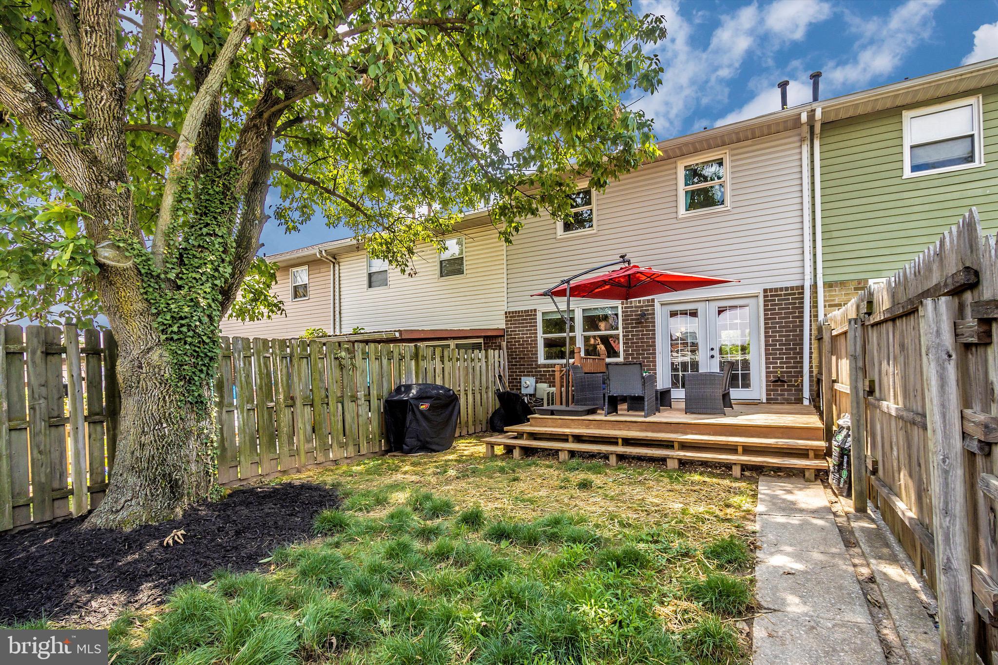 HUNTSMOOR VILLAGE NORTH - Residential