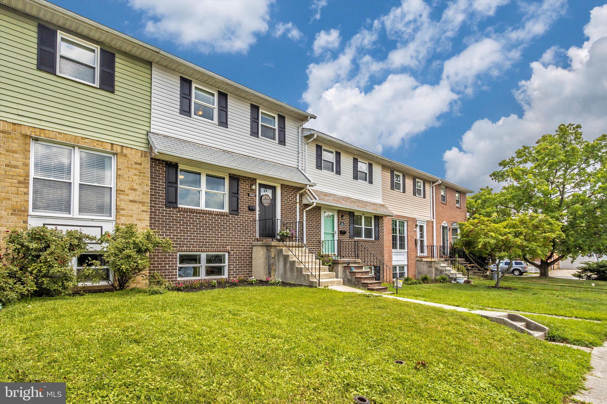 HUNTSMOOR VILLAGE NORTH - Residential