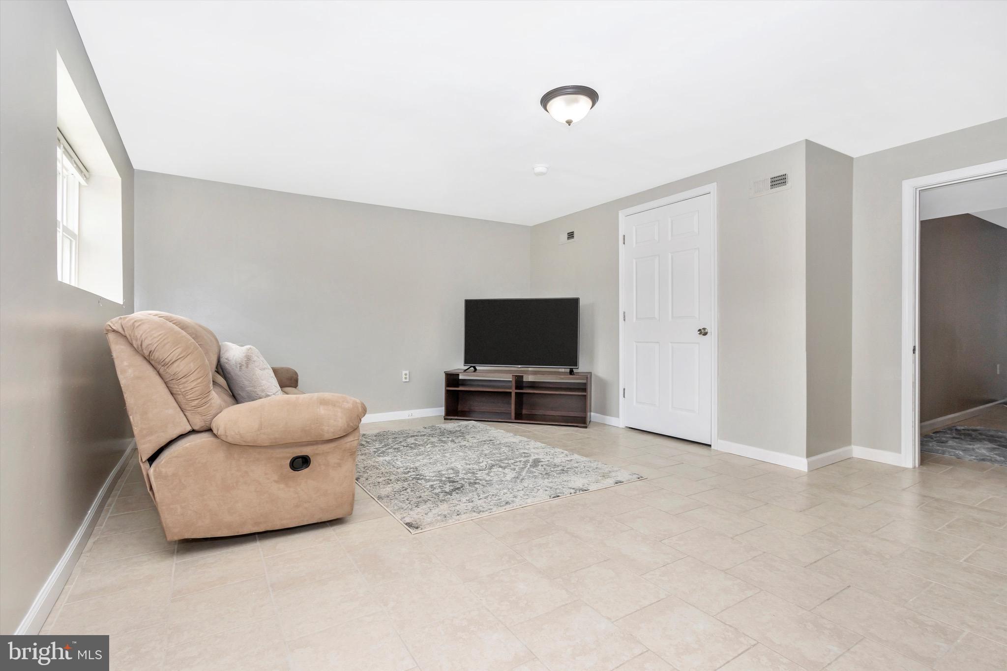 HUNTSMOOR VILLAGE NORTH - Residential