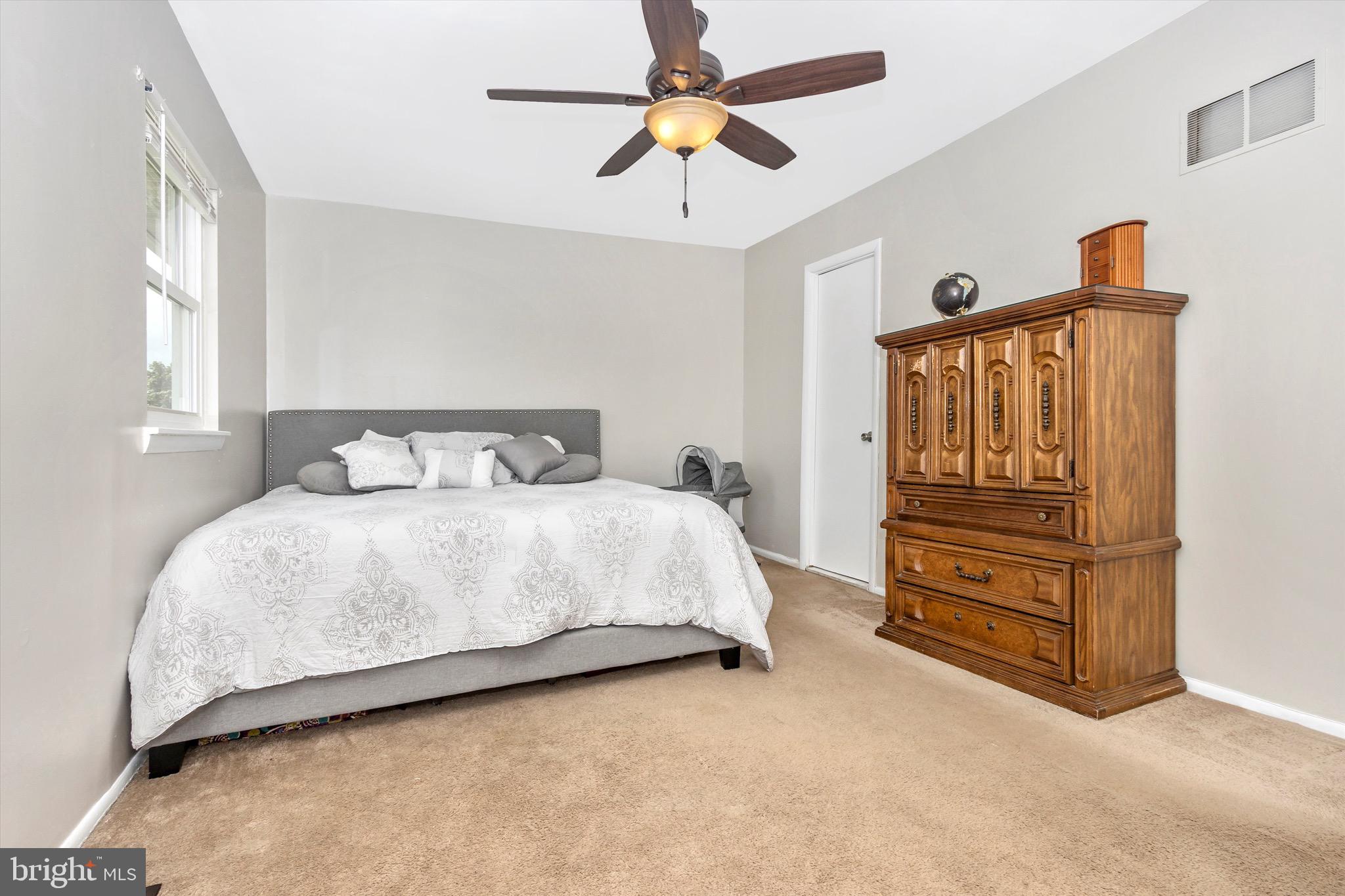 HUNTSMOOR VILLAGE NORTH - Residential