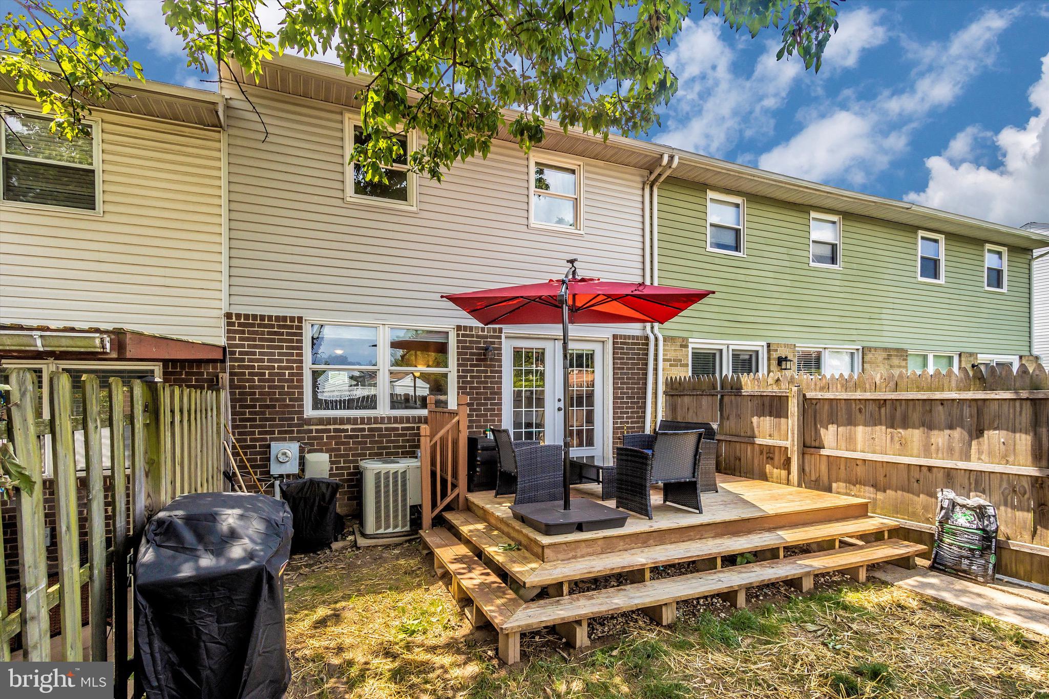 HUNTSMOOR VILLAGE NORTH - Residential