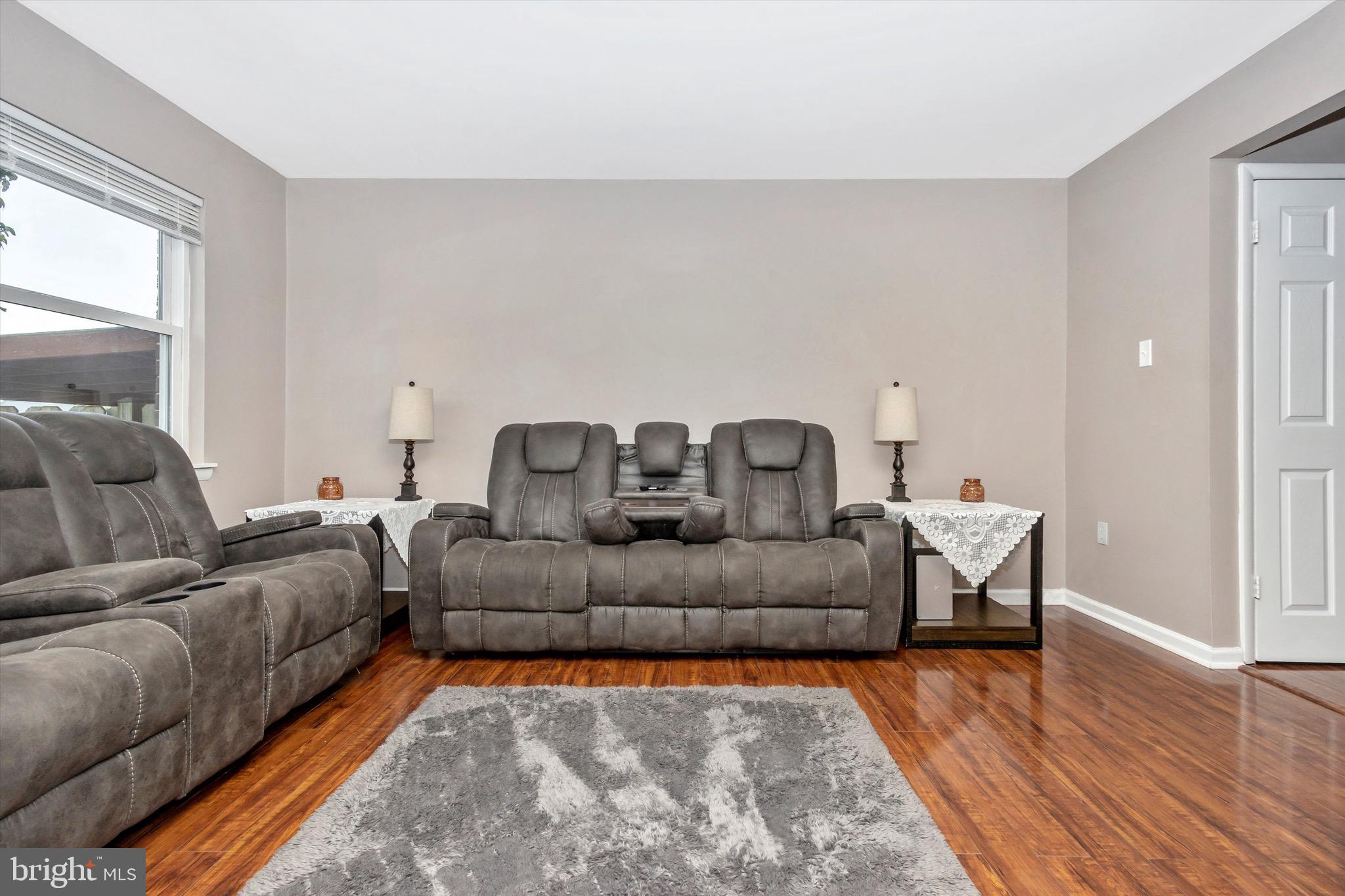 HUNTSMOOR VILLAGE NORTH - Residential