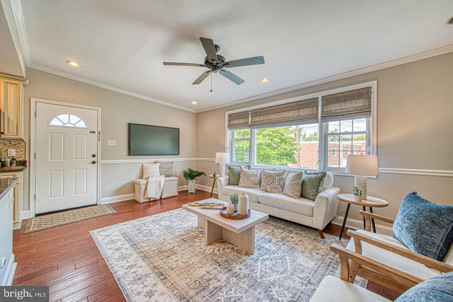 ROXBOROUGH - Residential