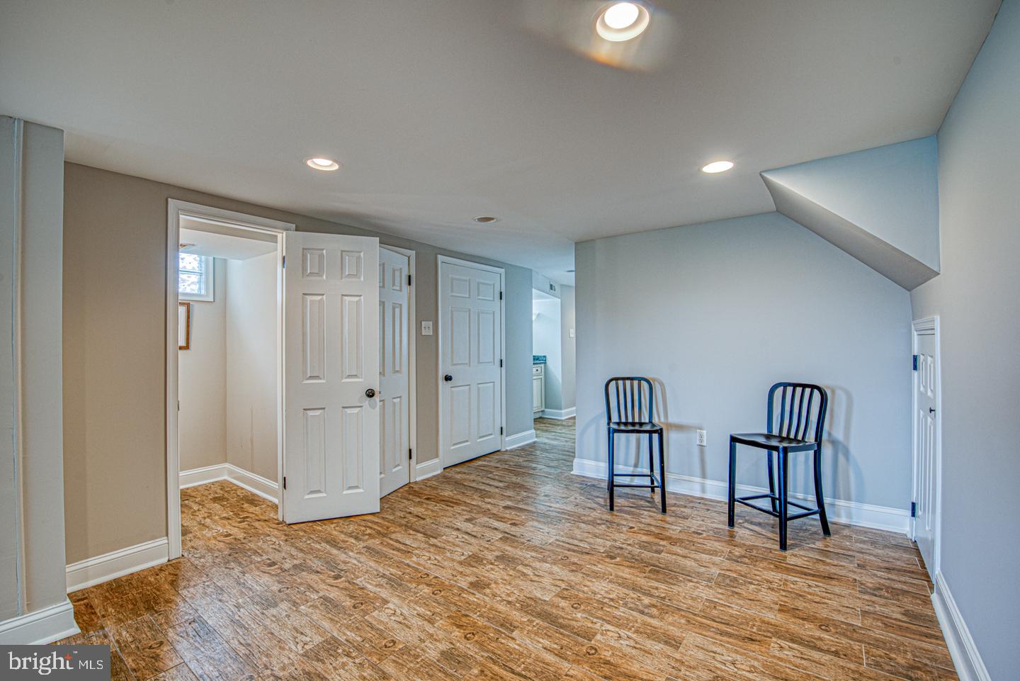 ROXBOROUGH - Residential