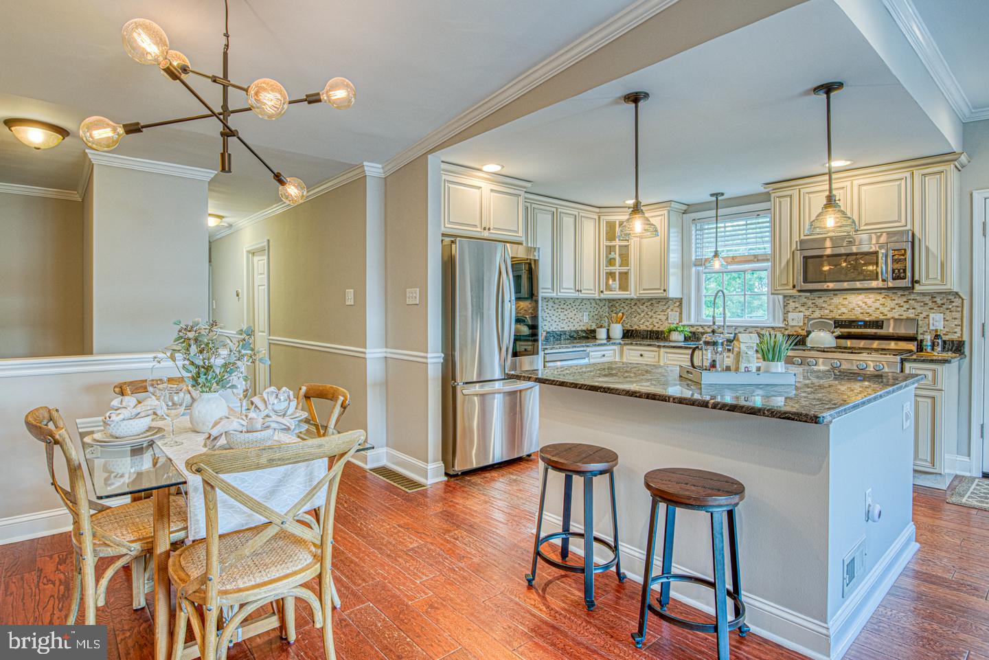 ROXBOROUGH - Residential