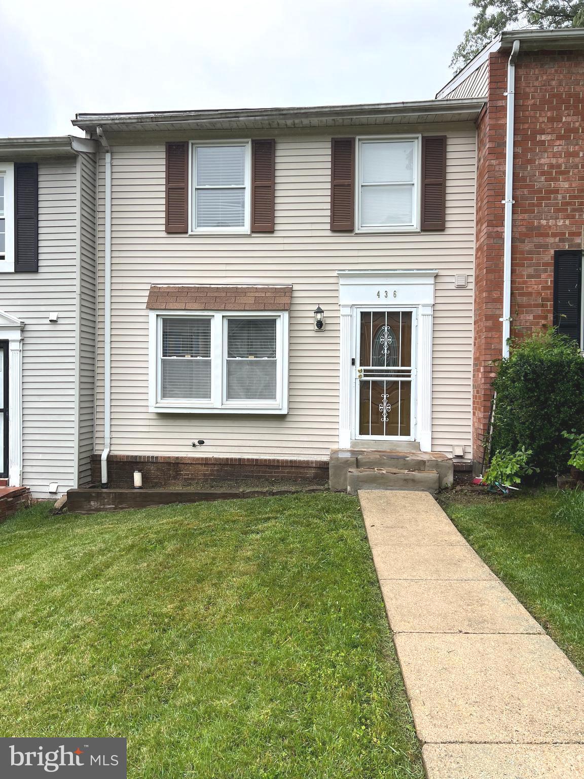 WESTHAMPTON TOWNHOUSES P - Residential