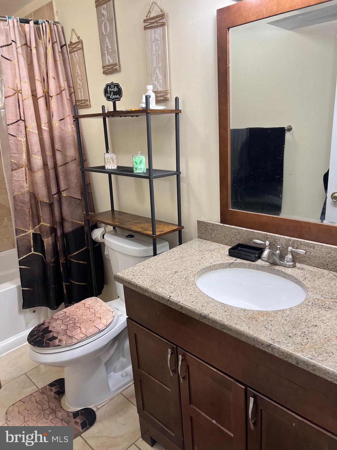 WESTHAMPTON TOWNHOUSES P - Residential