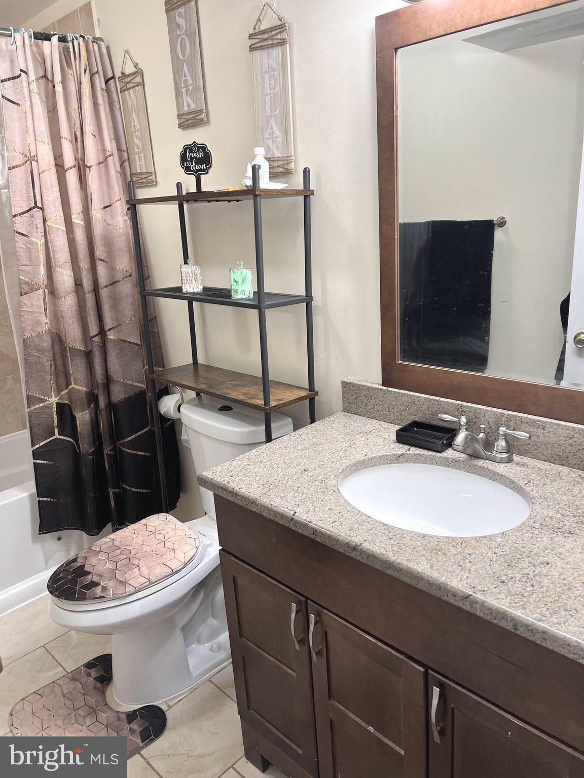 WESTHAMPTON TOWNHOUSES P - Residential