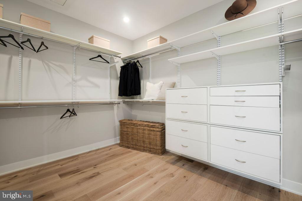 MT. PROSPECT - Residential