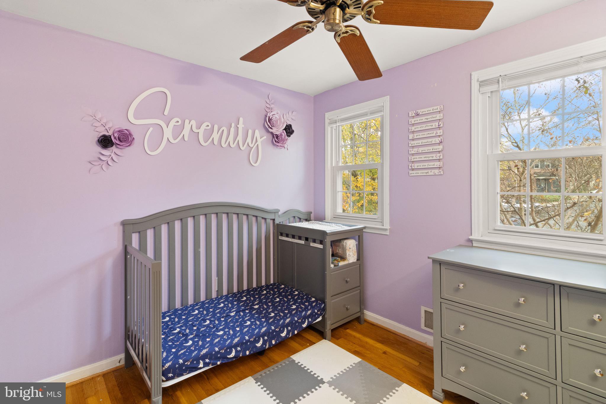 GREENWICH HILL - Residential