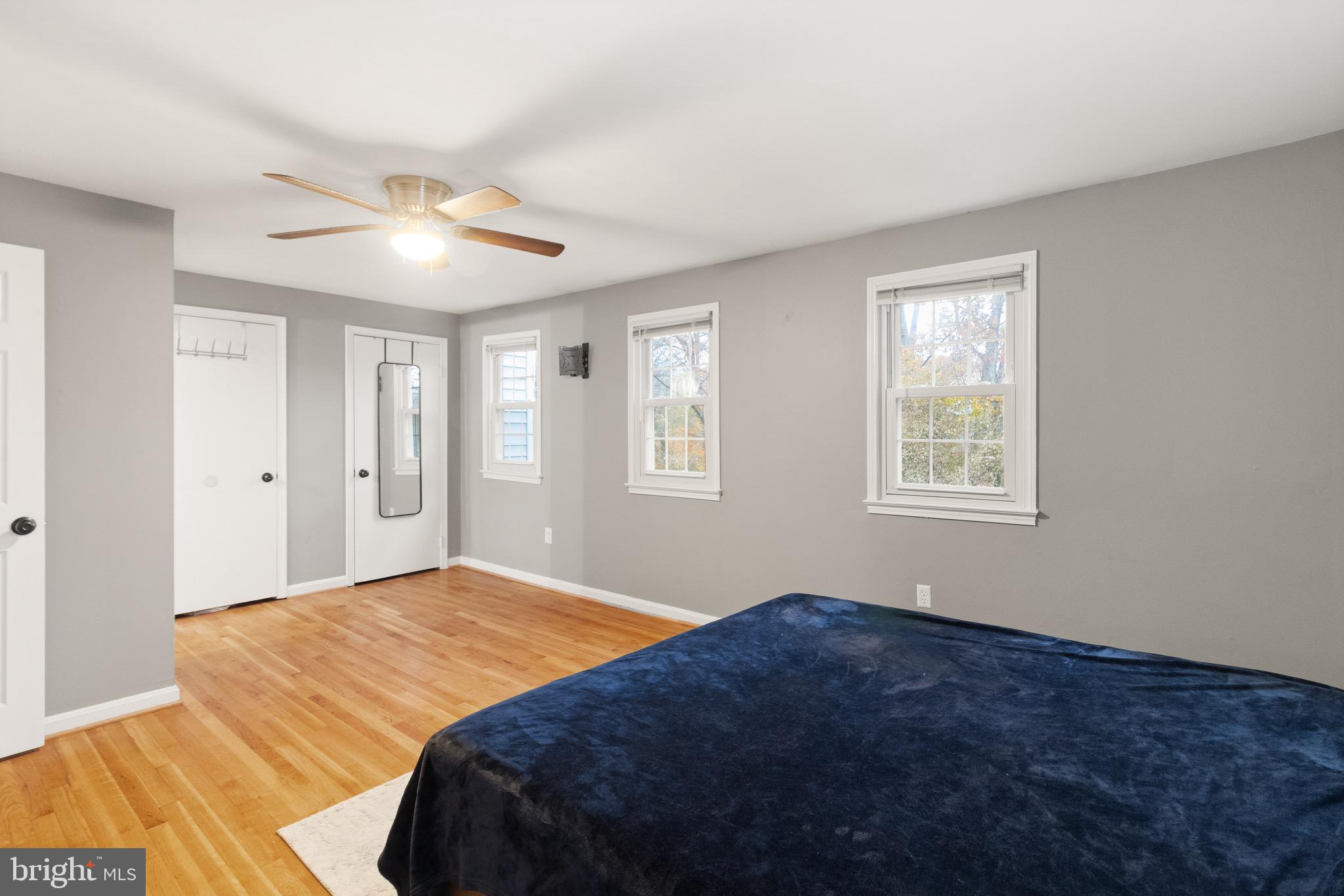 GREENWICH HILL - Residential