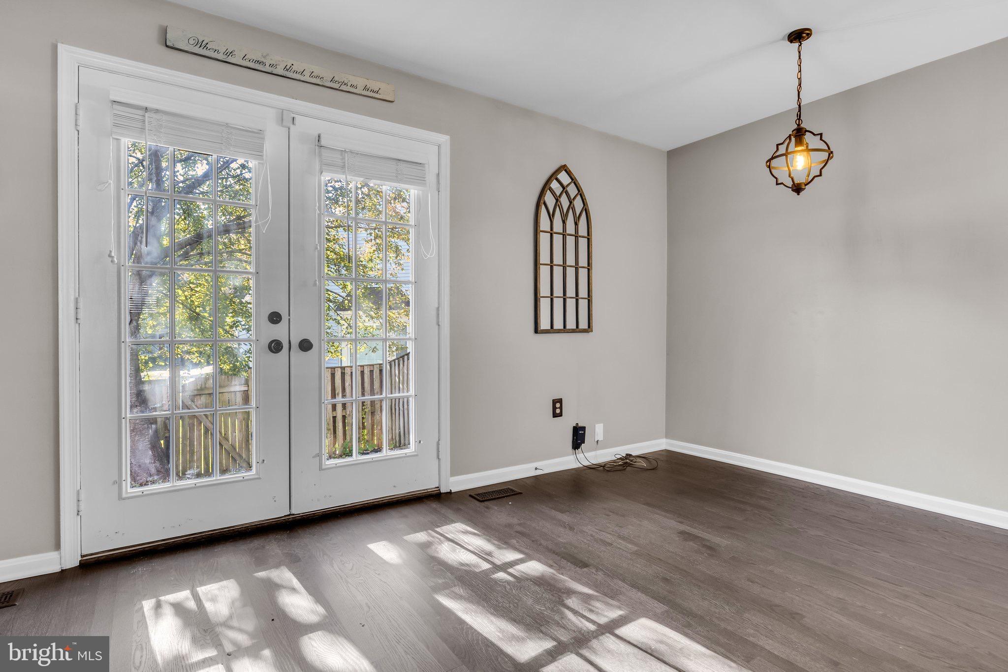 MONTCLAIR - Residential