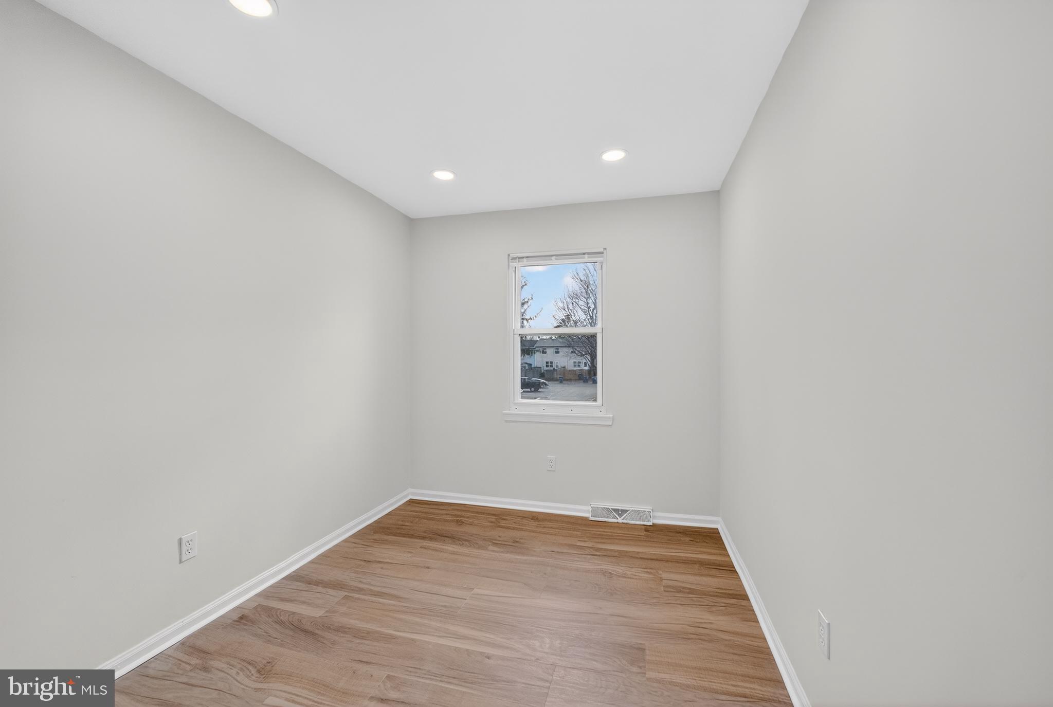 BATTLETOWN - Residential Lease