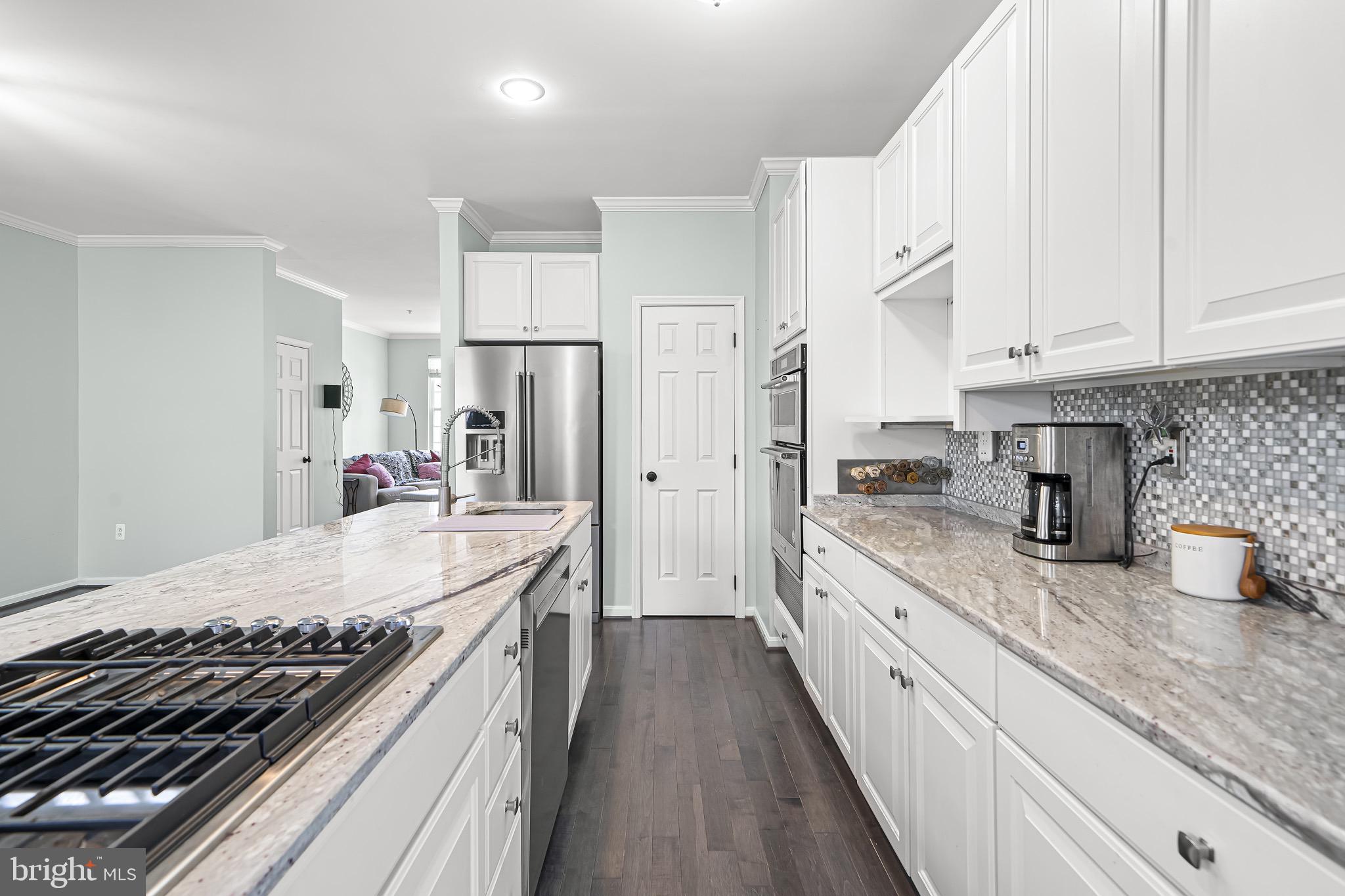 HIGHGROVE - Residential