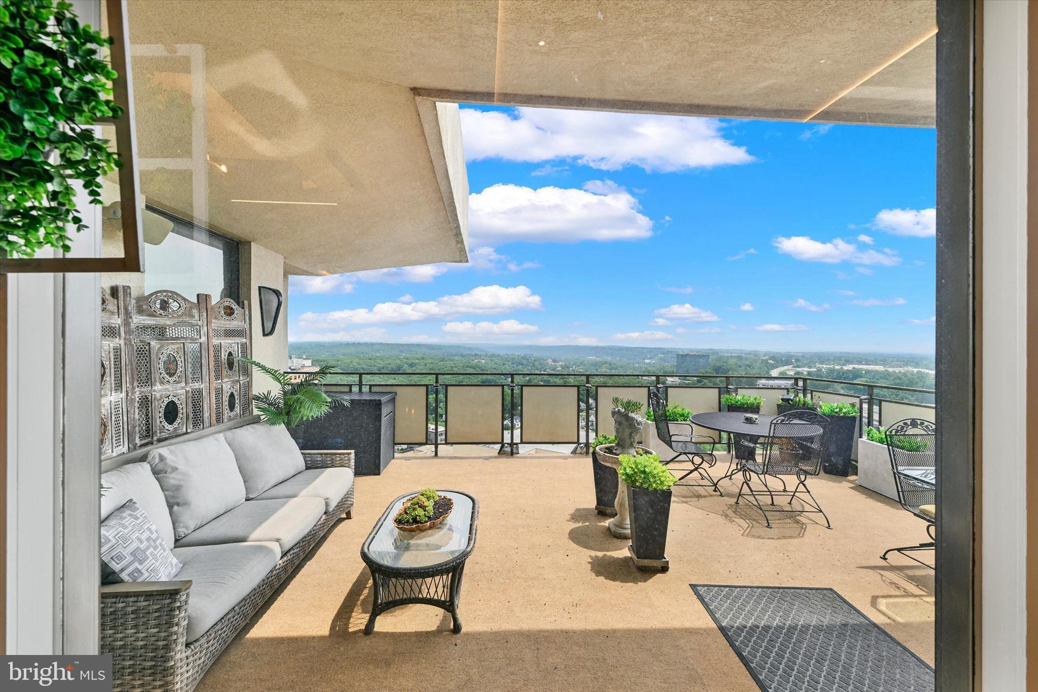 205 E JOPPA ROAD 2802