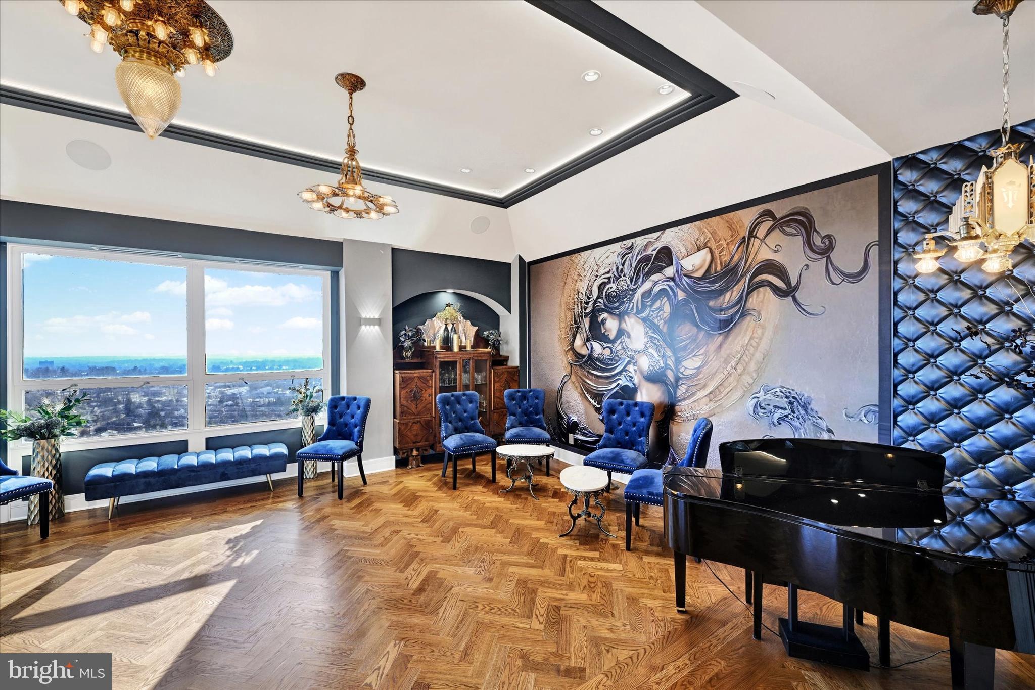 RIDGELY TOWSON CENTER - Residential