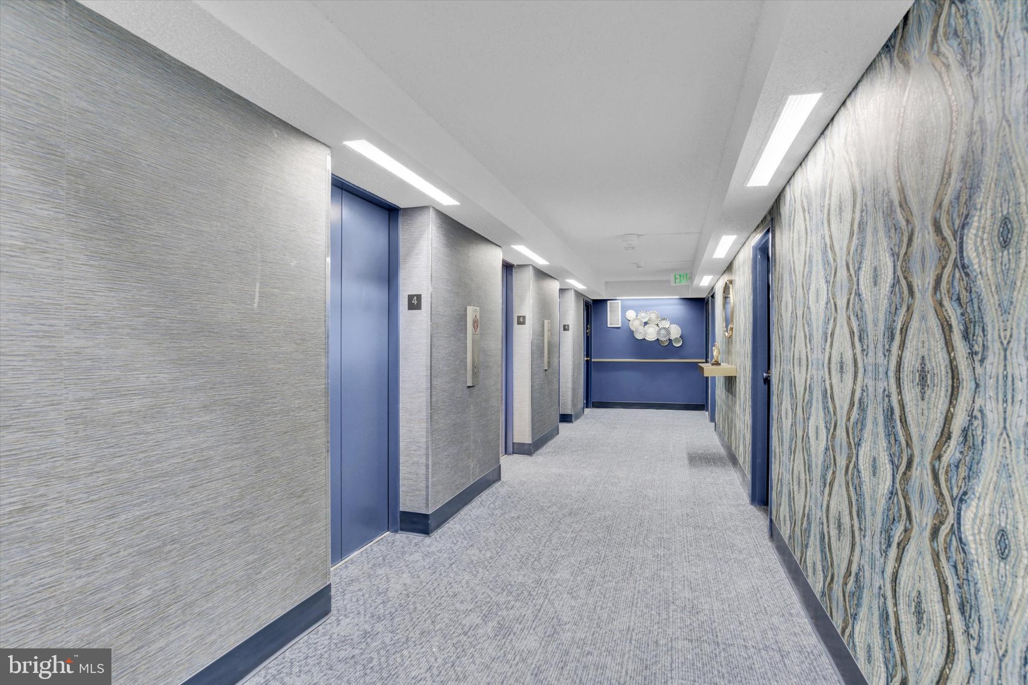 RIDGELY TOWSON CENTER - Residential