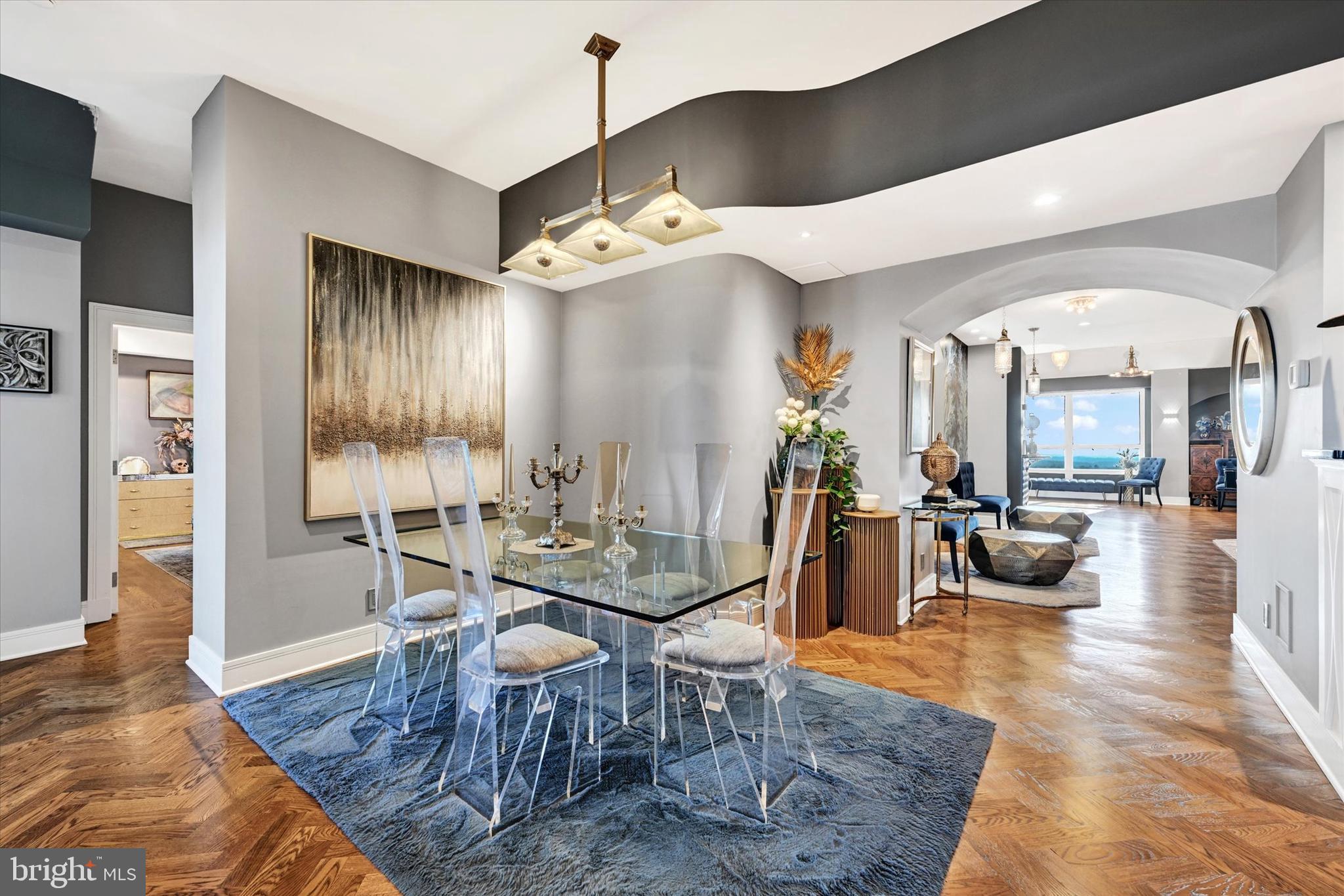 RIDGELY TOWSON CENTER - Residential