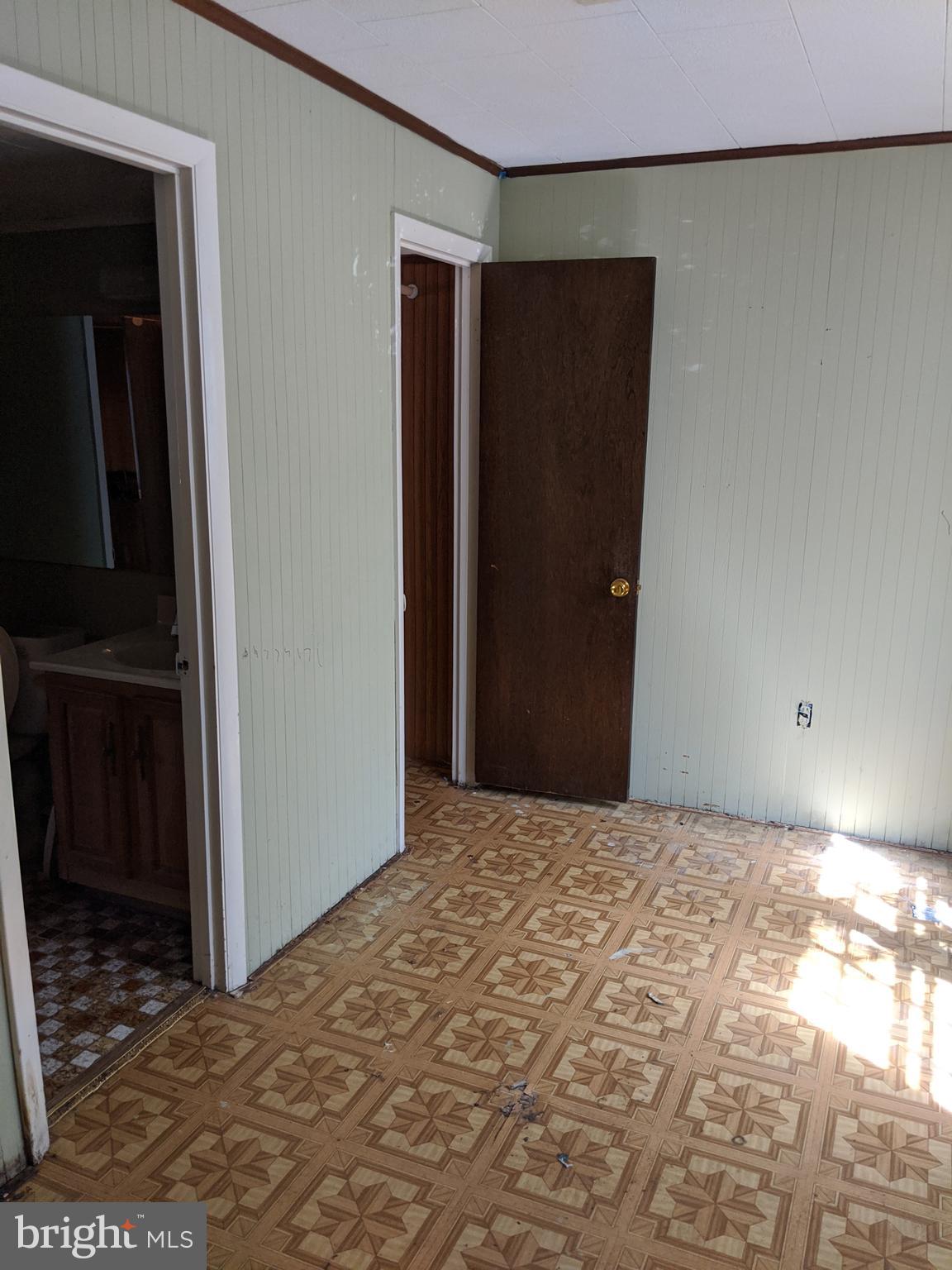 CARROLL PARK MANOR - Residential