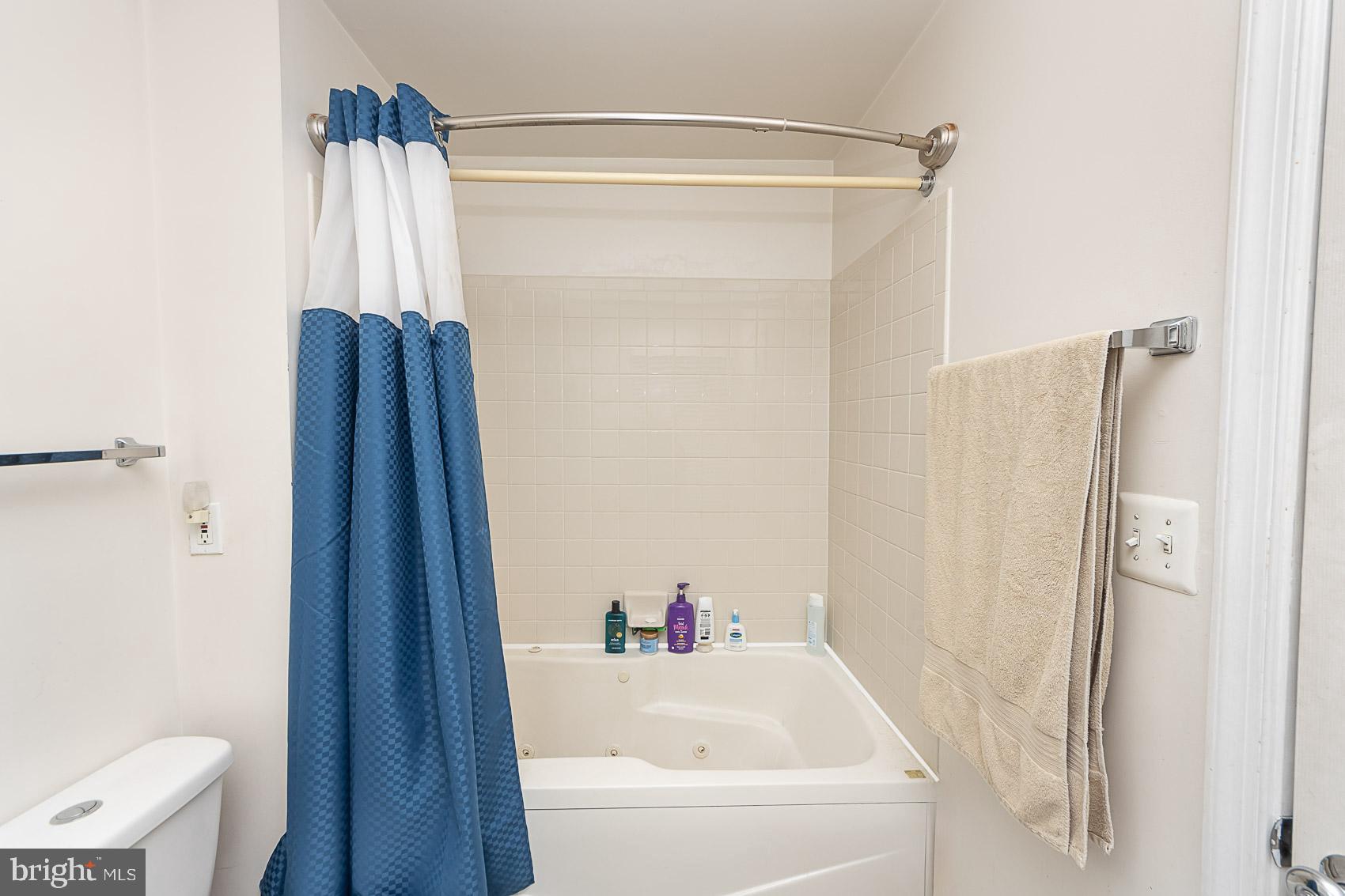 HERITAGE CROSSING - Residential