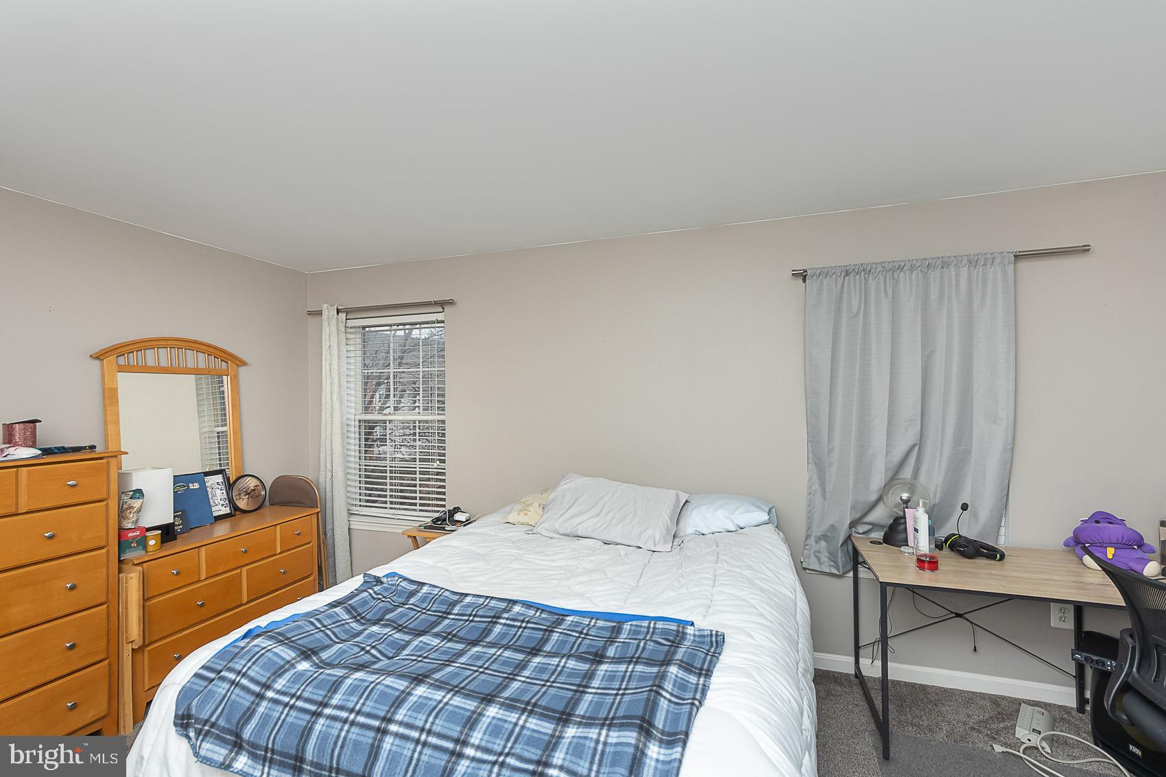 HERITAGE CROSSING - Residential