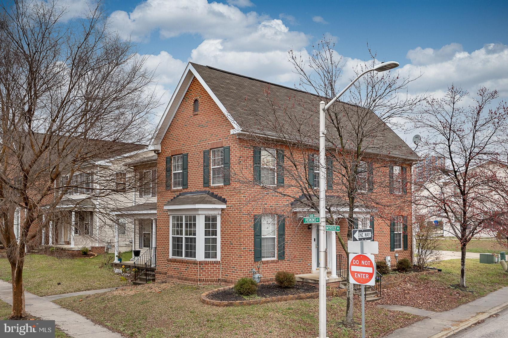 HERITAGE CROSSING - Residential