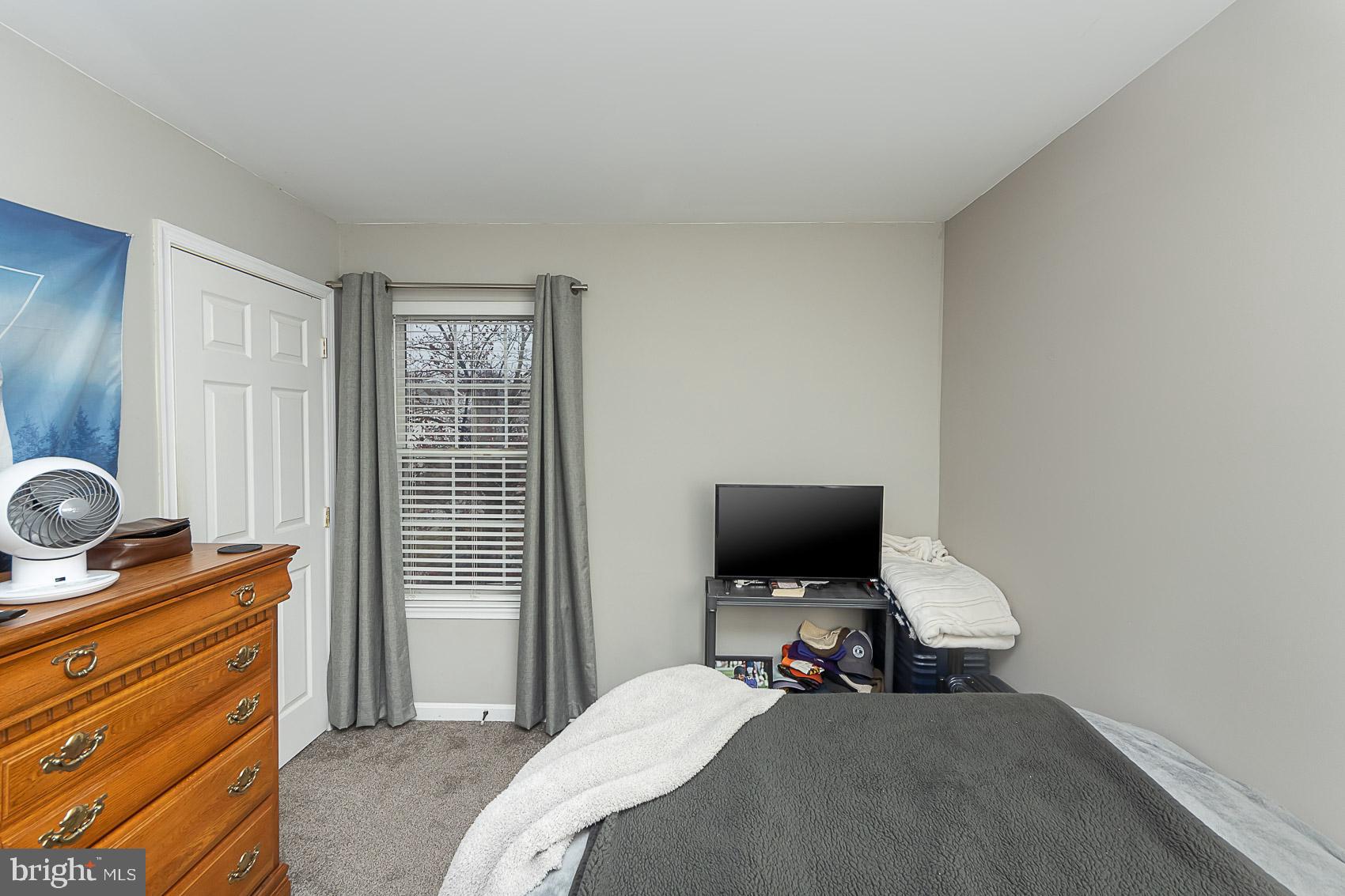 HERITAGE CROSSING - Residential