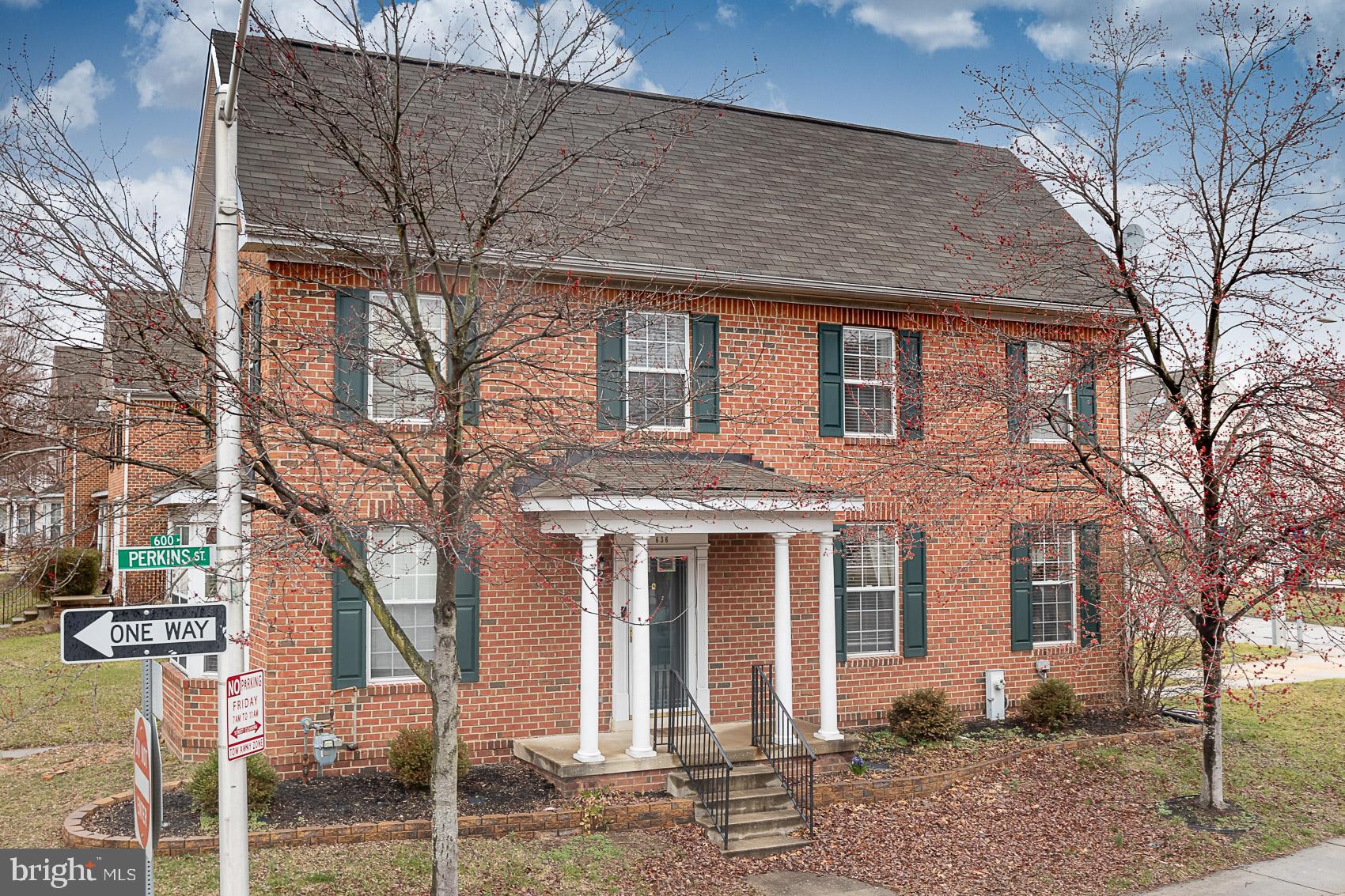 HERITAGE CROSSING - Residential