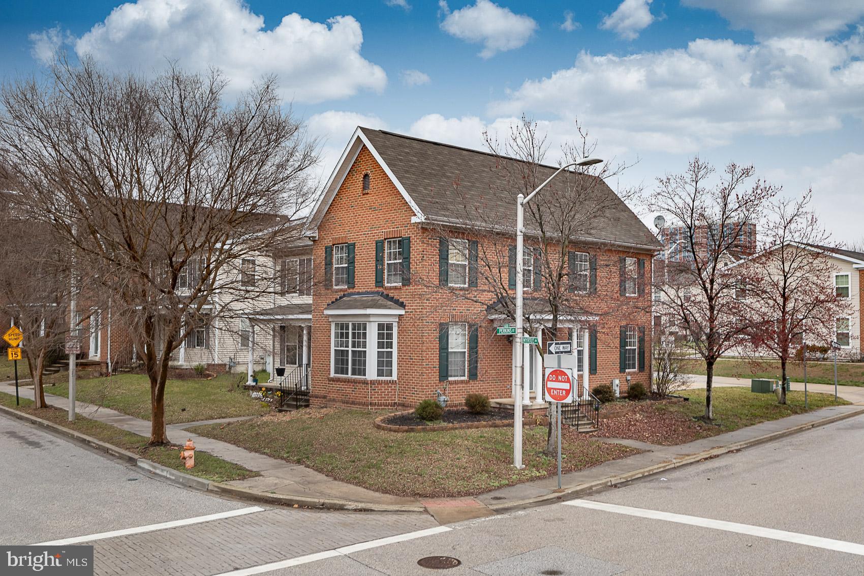 HERITAGE CROSSING - Residential