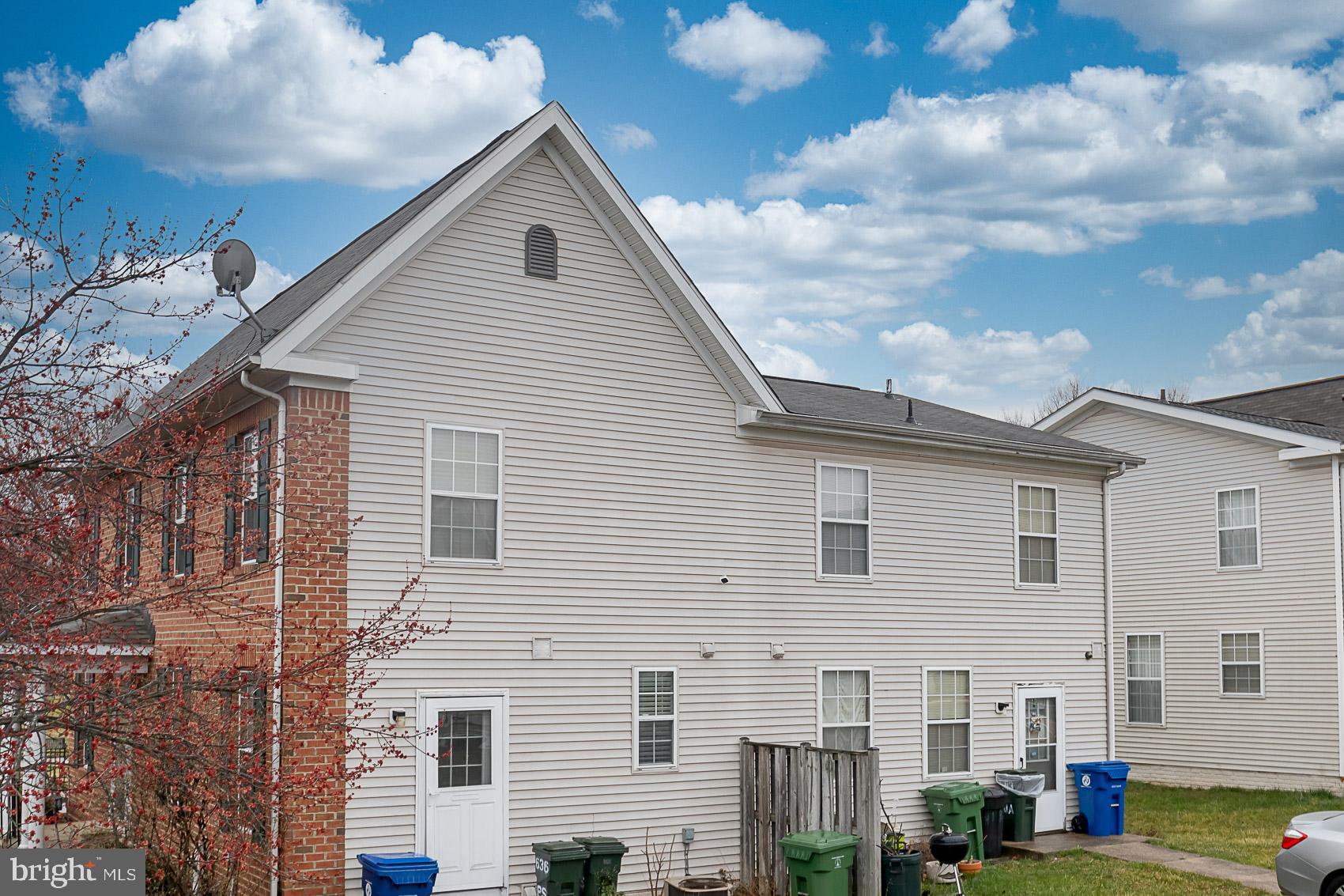 HERITAGE CROSSING - Residential