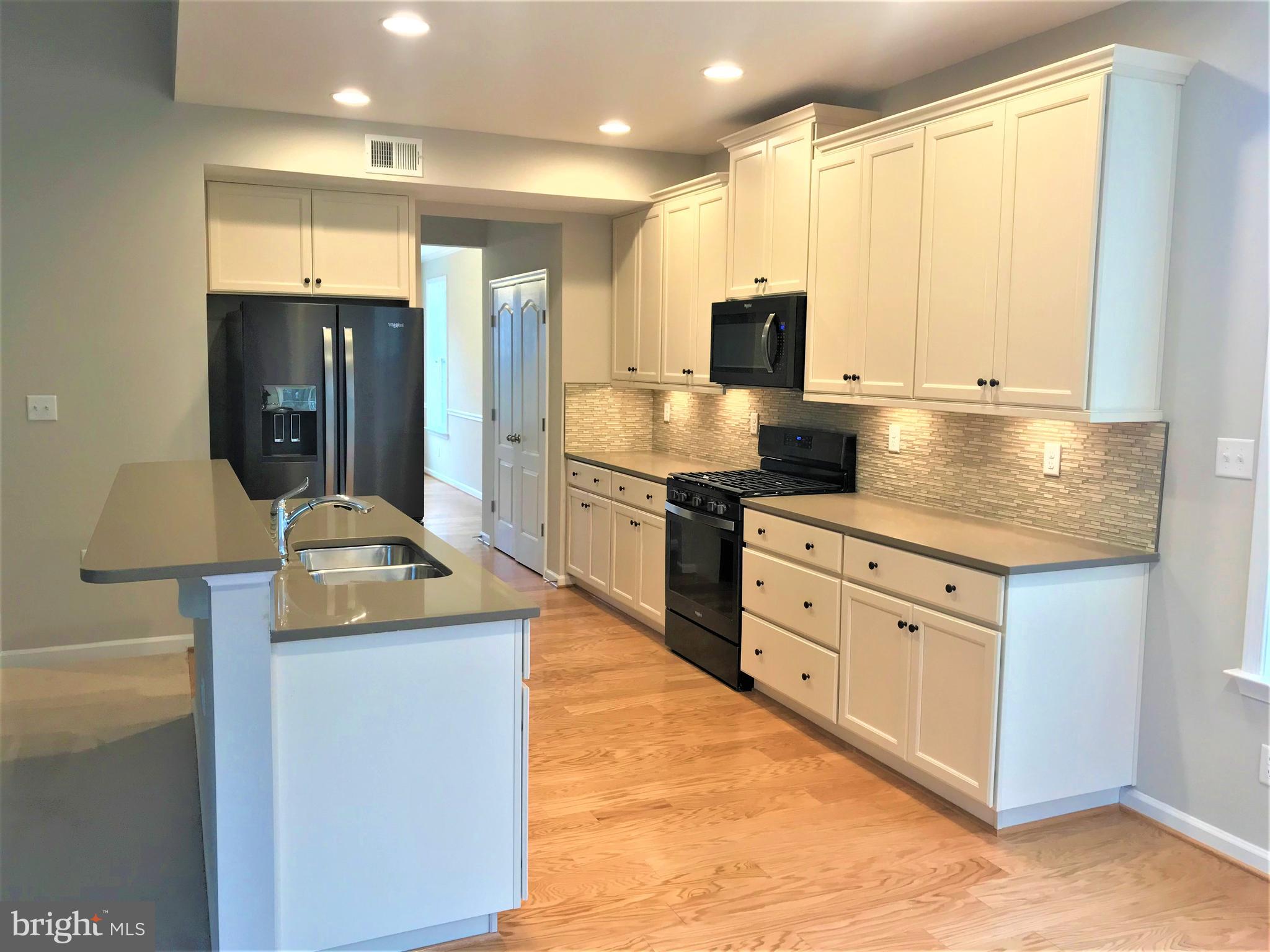 ARCHERS ROCK - Residential