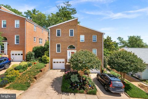19-A W UHLER AVENUE ALEXANDRIA VA 22301