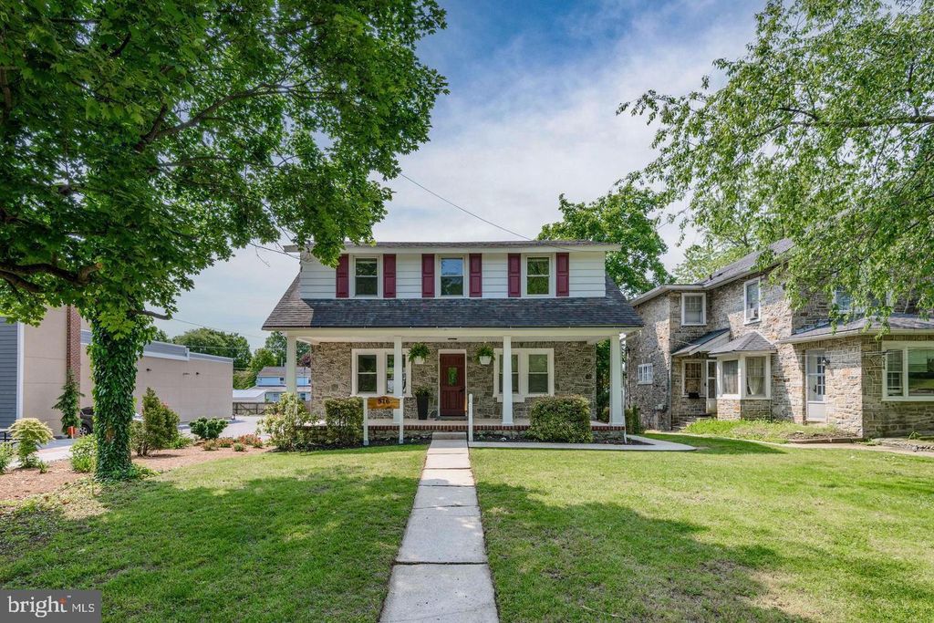 Photo of 516 E Lancaster Avenue, DOWNINGTOWN, PA 19335 (MLS # PACT2110580)