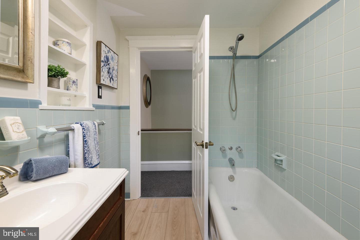 DOWNINGTOWN - Residential Lease