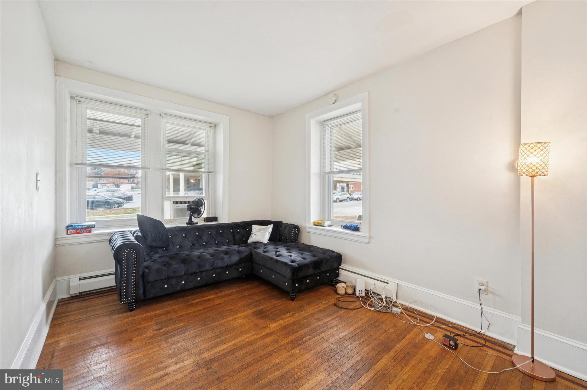 ARDMORE - Commercial Sale