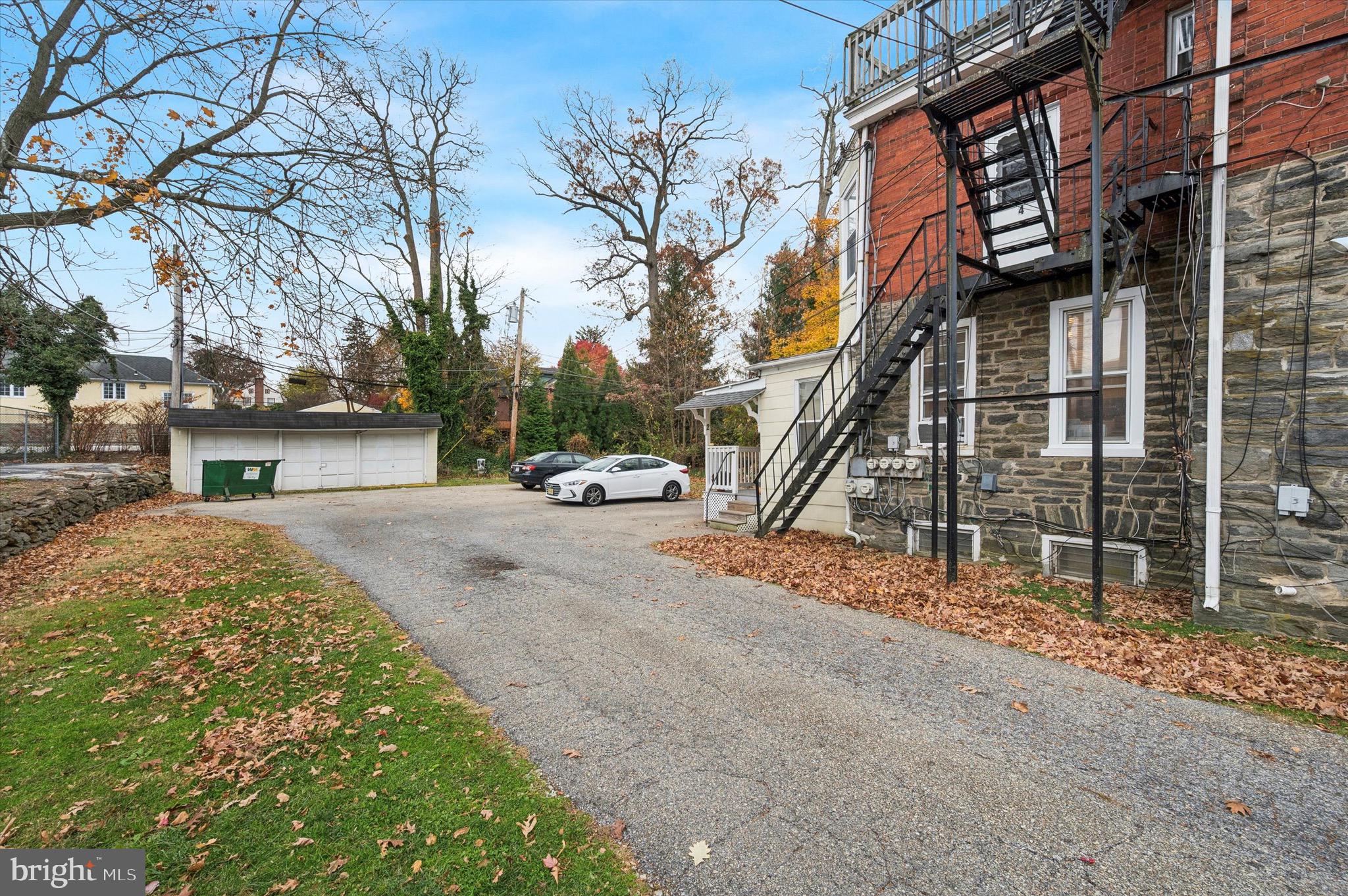 ARDMORE - Commercial Sale