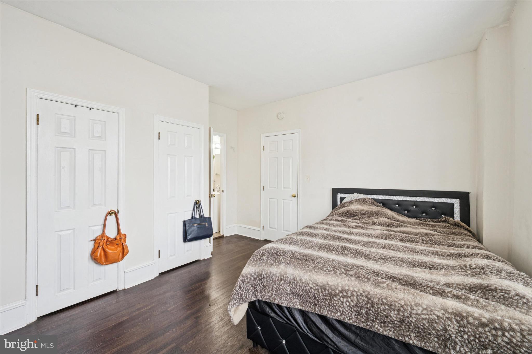 ARDMORE - Commercial Sale