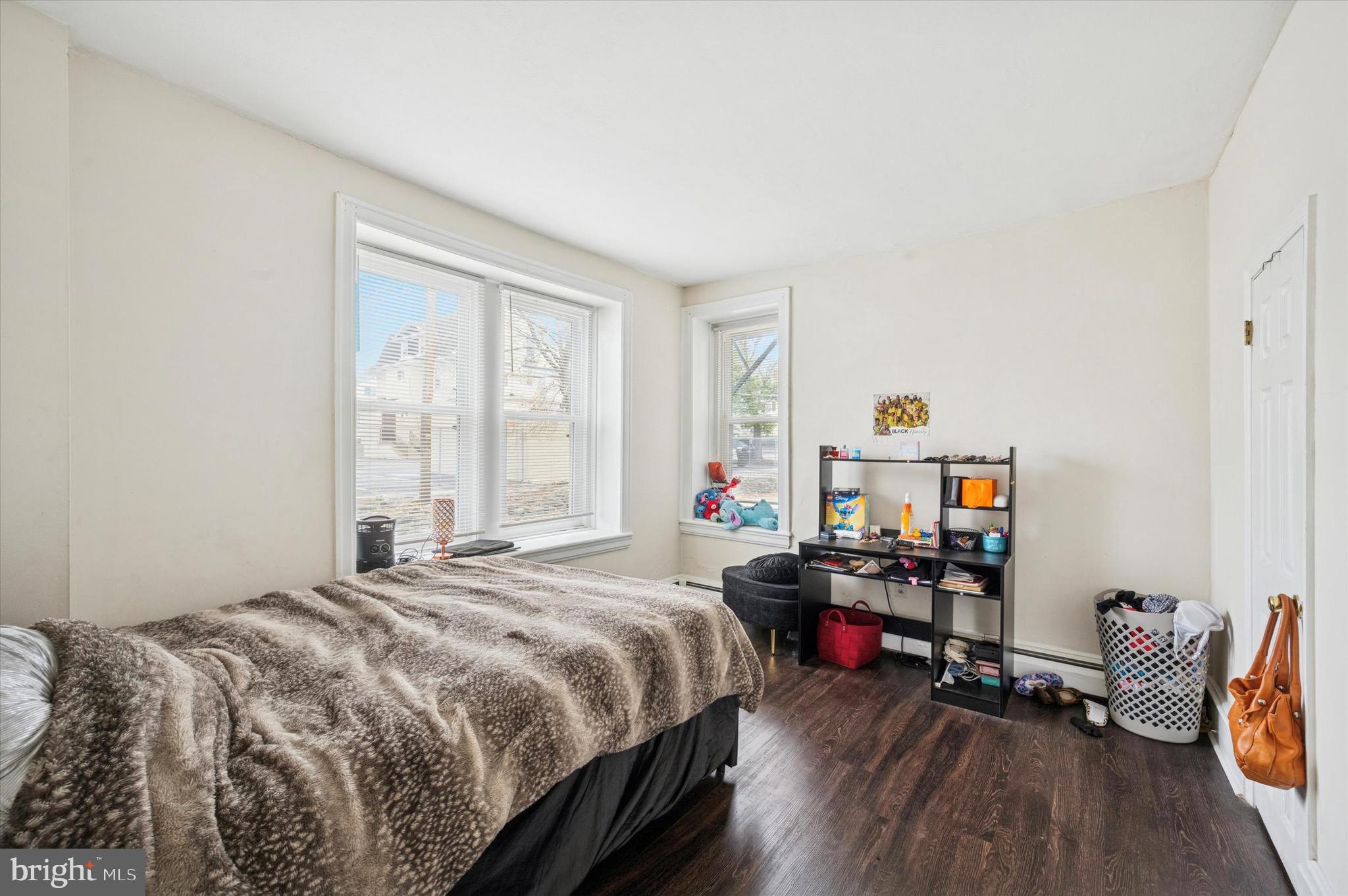 ARDMORE - Commercial Sale