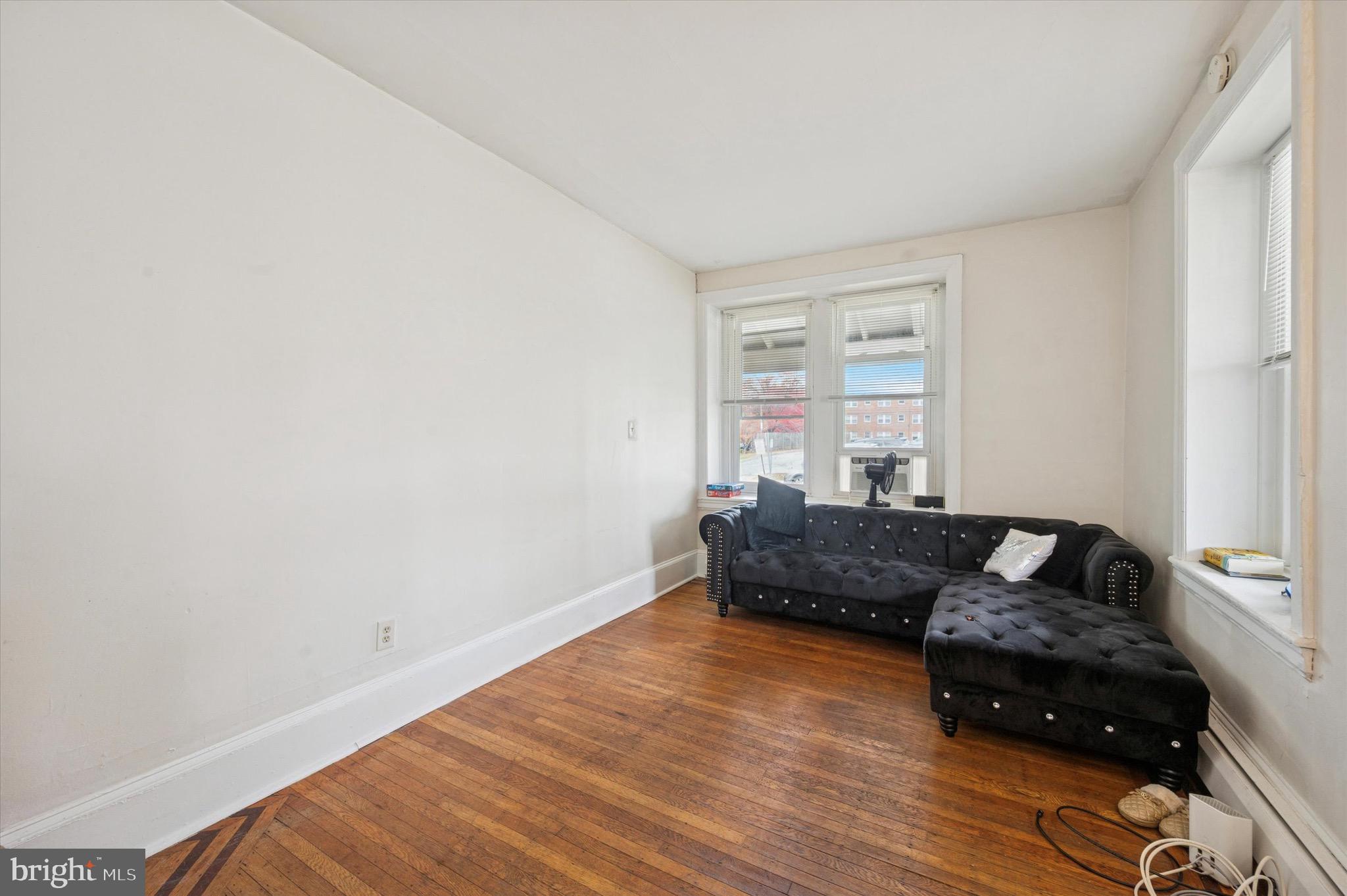 ARDMORE - Commercial Sale