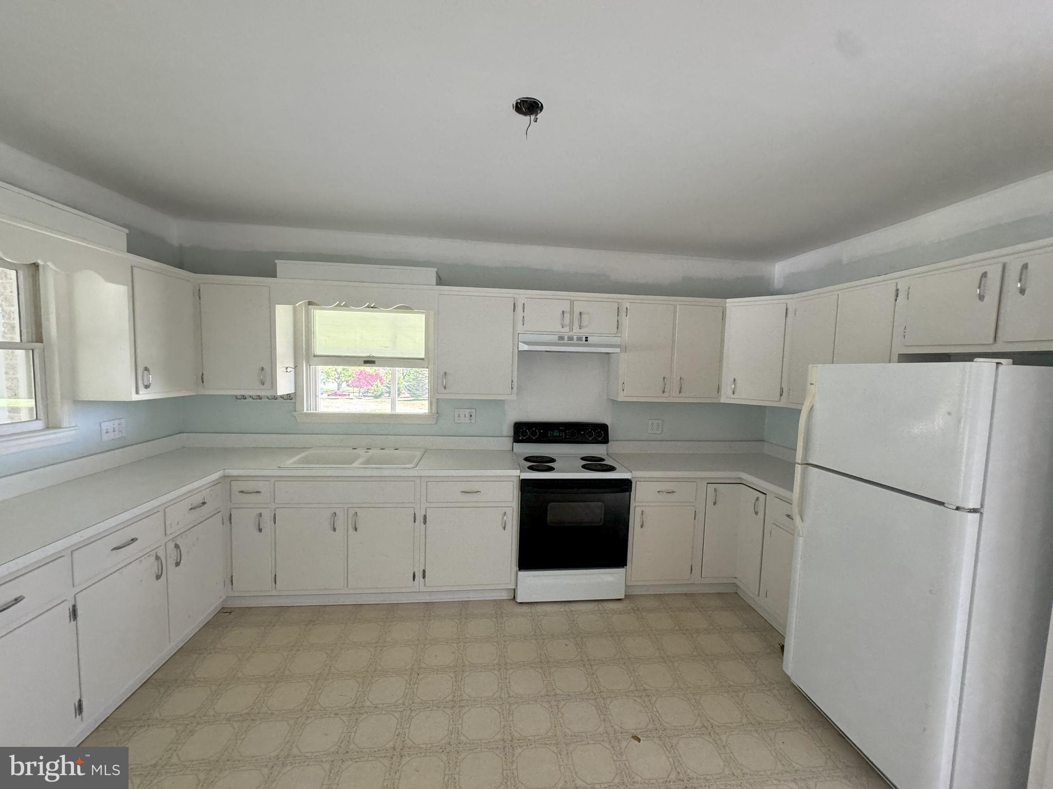 HILLSBORO - Residential