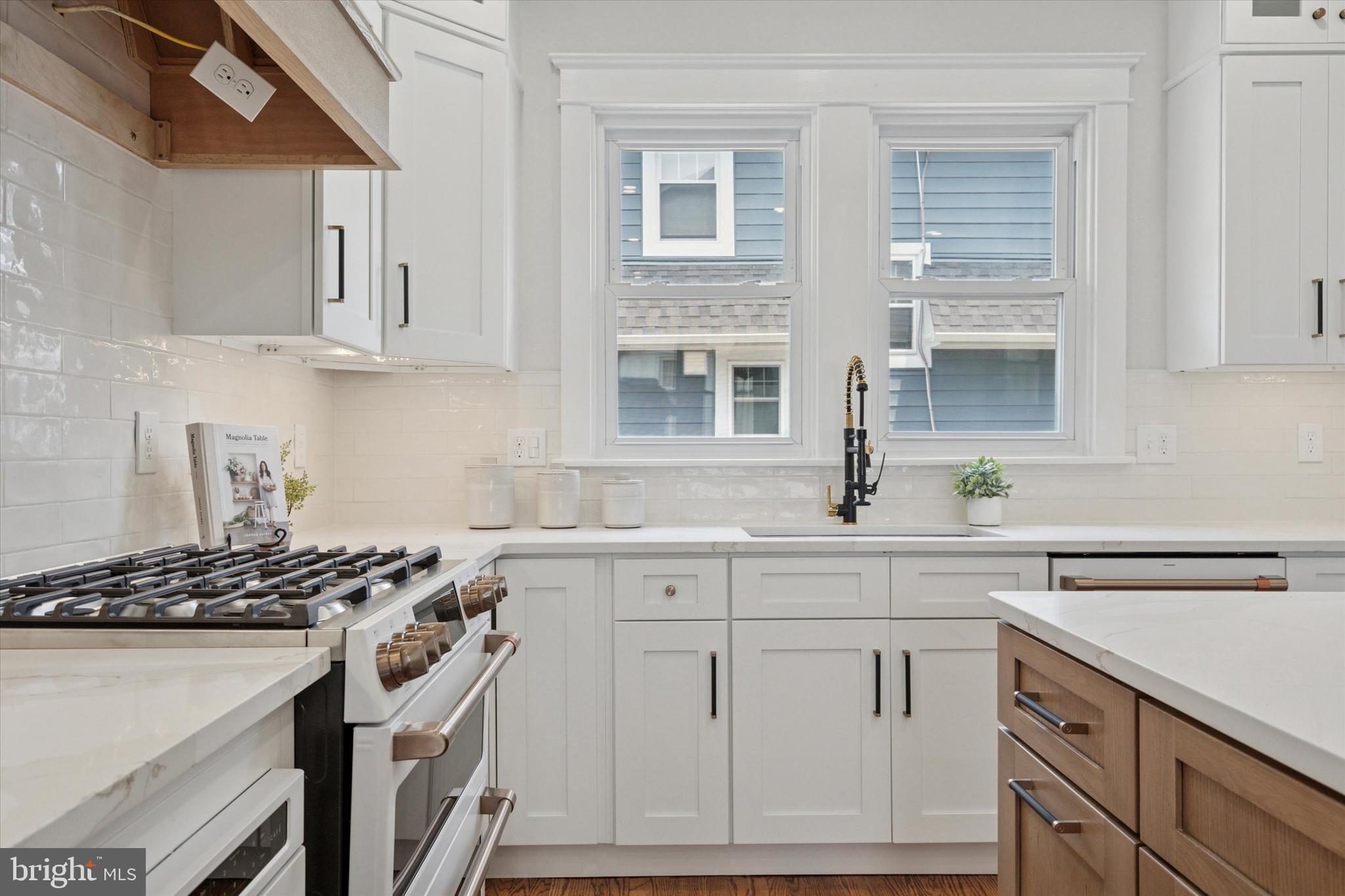 BROOKLINE - Residential